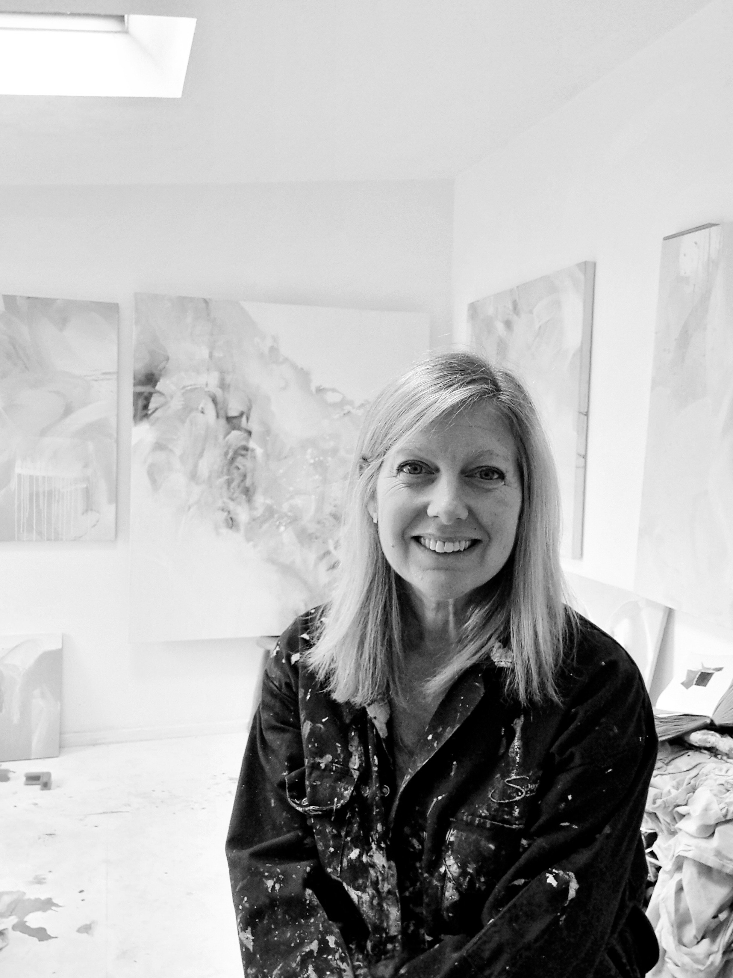 Claire Chandler is a Fine Art graduate from the University of Northumbria, Newcastle.
Claire has been shortlisted for the Marshwood Arts Award, Celeste Art Prize, received an Arts Travel Award to Quimper and has exhibited with the Royal Society of B