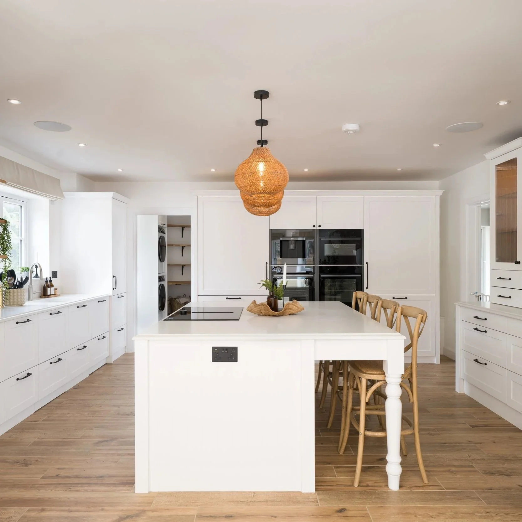 Kitchen Islands