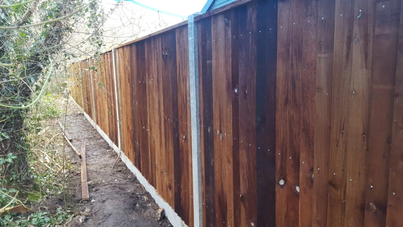 closeboard fencing concrete posts.jpg