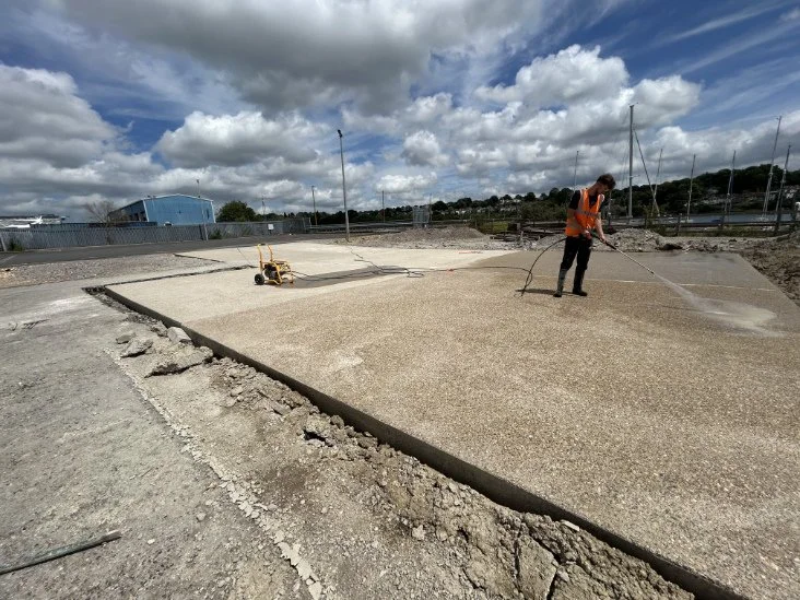 exposed agregate concrete.jpg