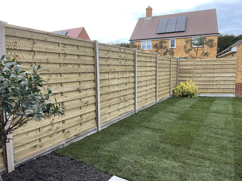 slatted panel fencing.jpg