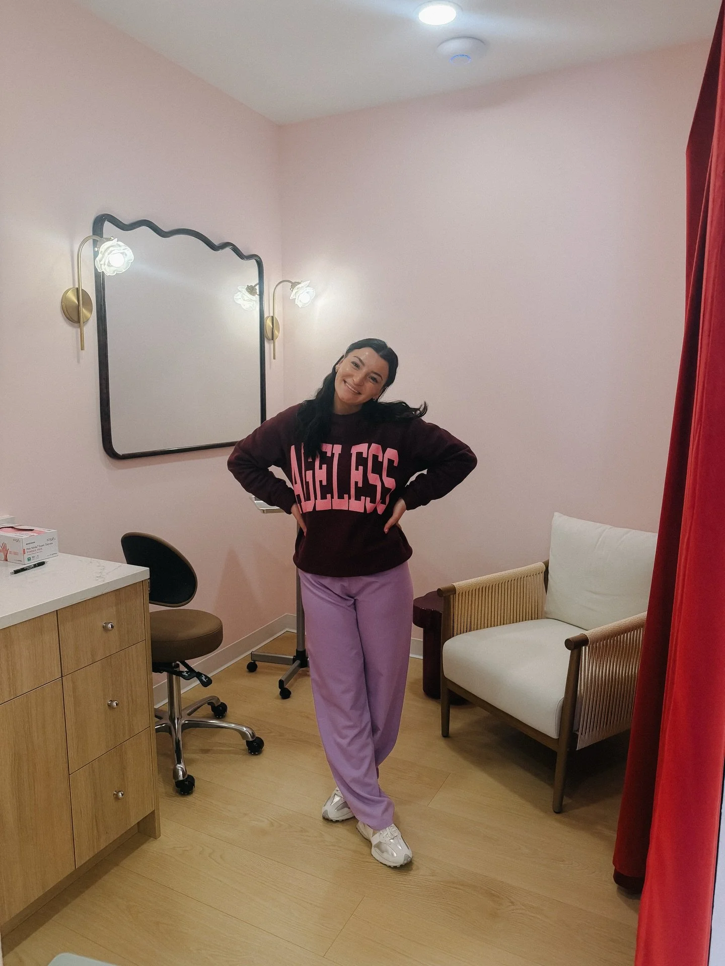 We stopped into @agelessskinco new location for a little self-care time with @kylieinjects !! 

Their location is absolutely gorgeous and we loved getting to see our merch on display. The best part was that Kylie said she is obsessed with the quality