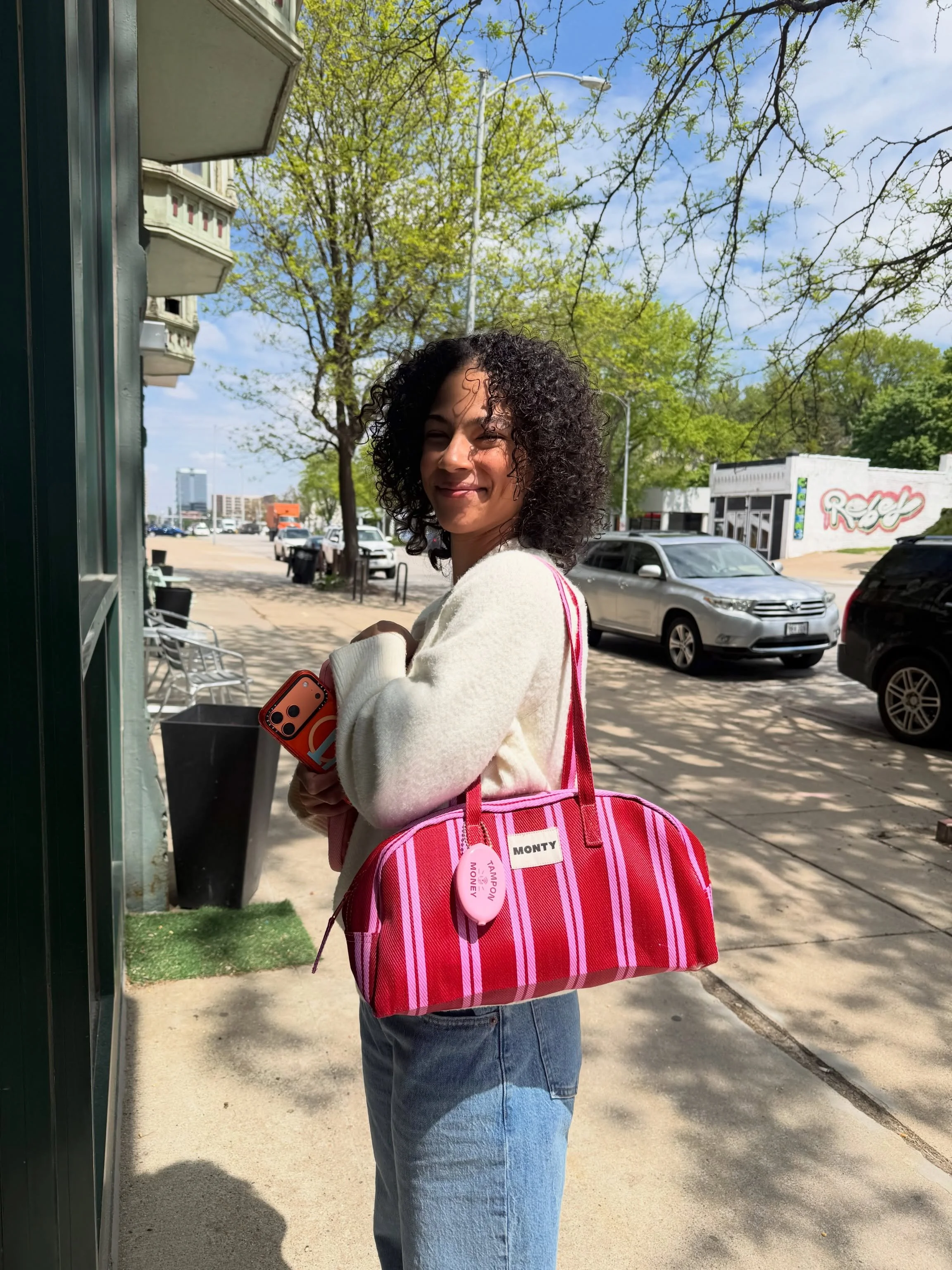 Seeing merch we helped with out in the wild being used by cool girls like @kierramolina_ is a dream come true. 

Sporting a comeback product, the coin purse keychain, designed for @accessperiod &hearts;️