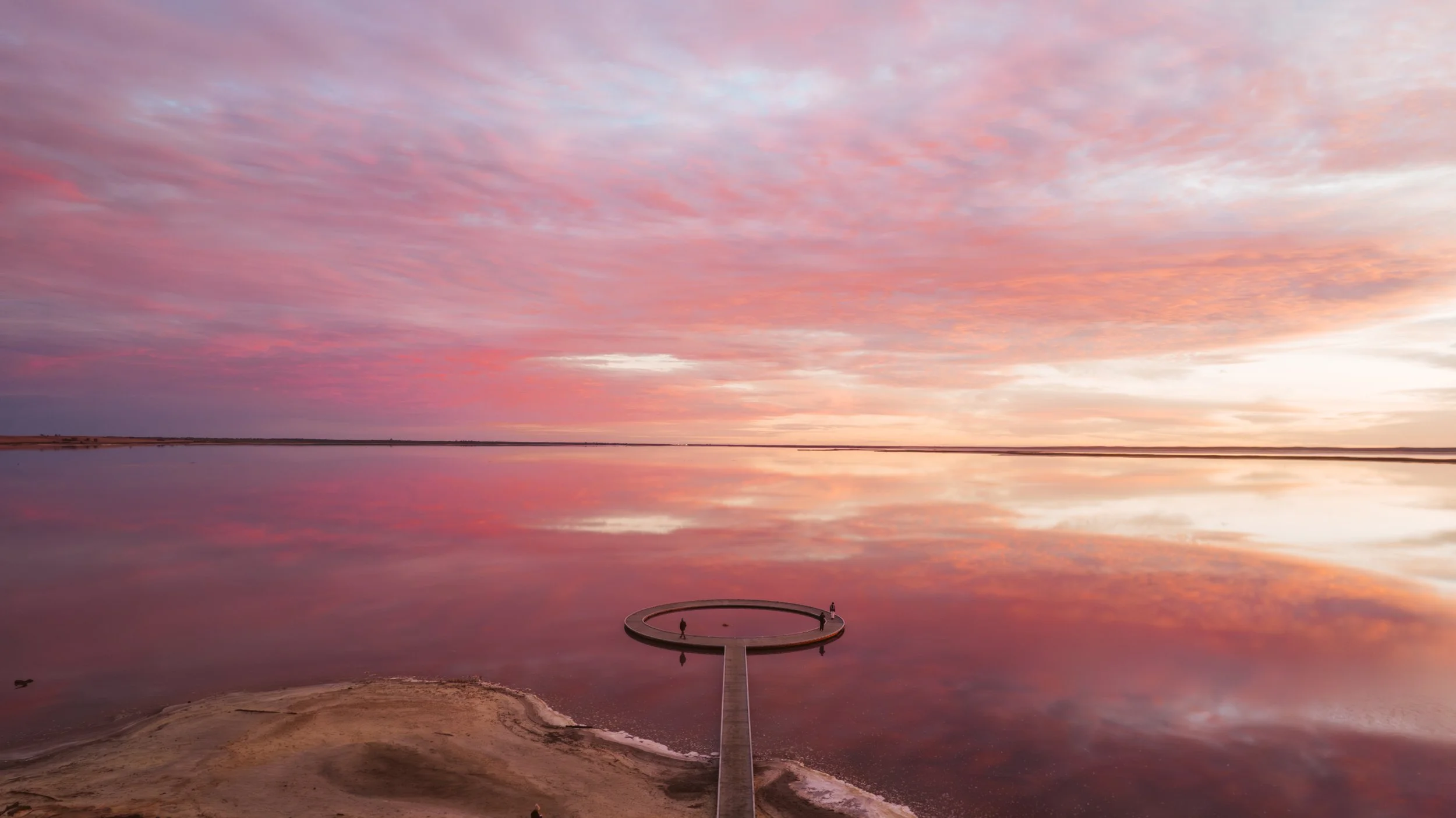 Lake Tyrrell Victoria: Pink Lake Travel Guide.