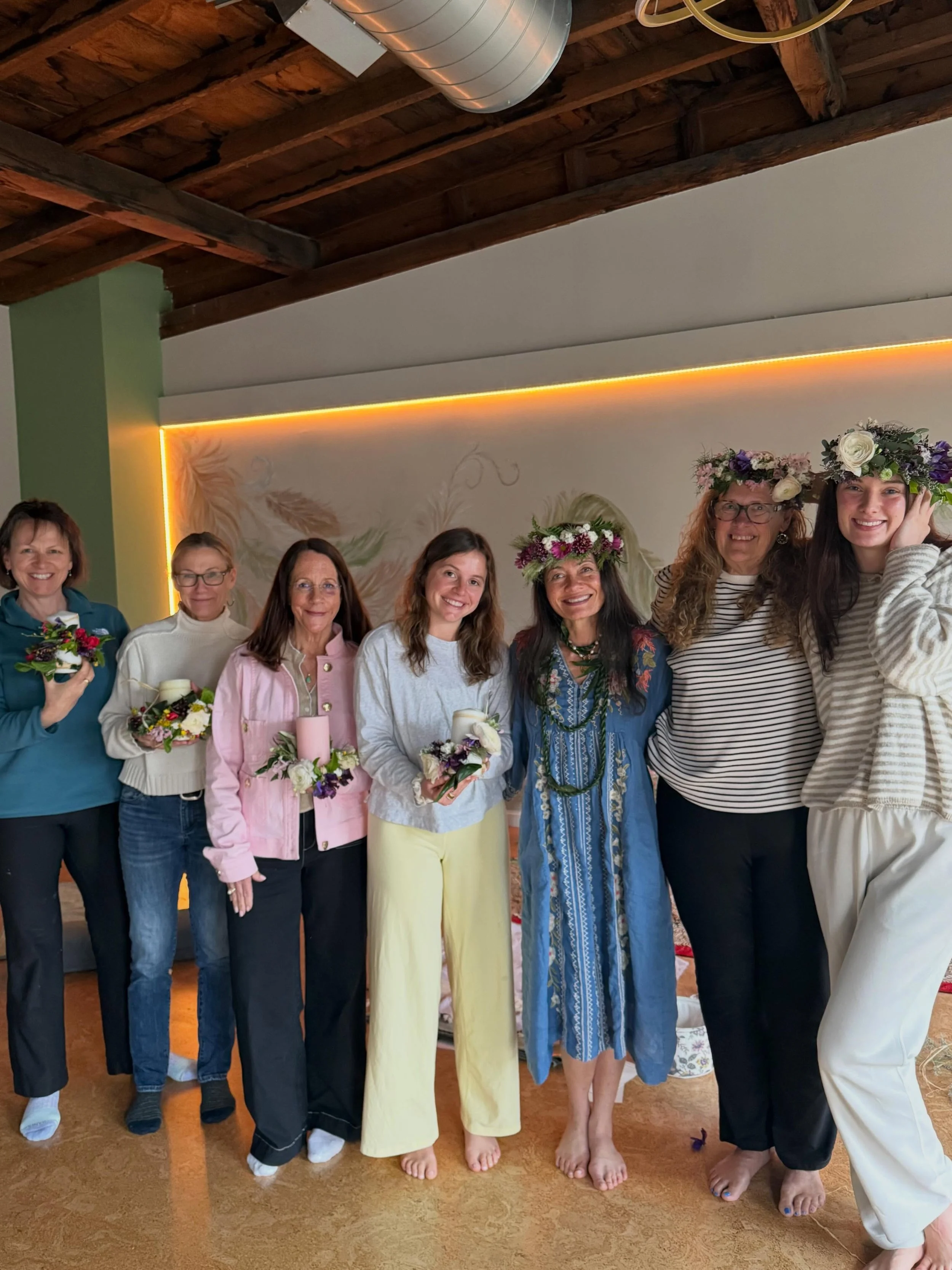 Beautiful pictures from our Candle Lei event with Keya today! Thank you to all who joined in this sacred tradition and for the lovely mother and daughter combos that joined together 🌺
#riseilience #amesbury #lei #mothersday #candlelei