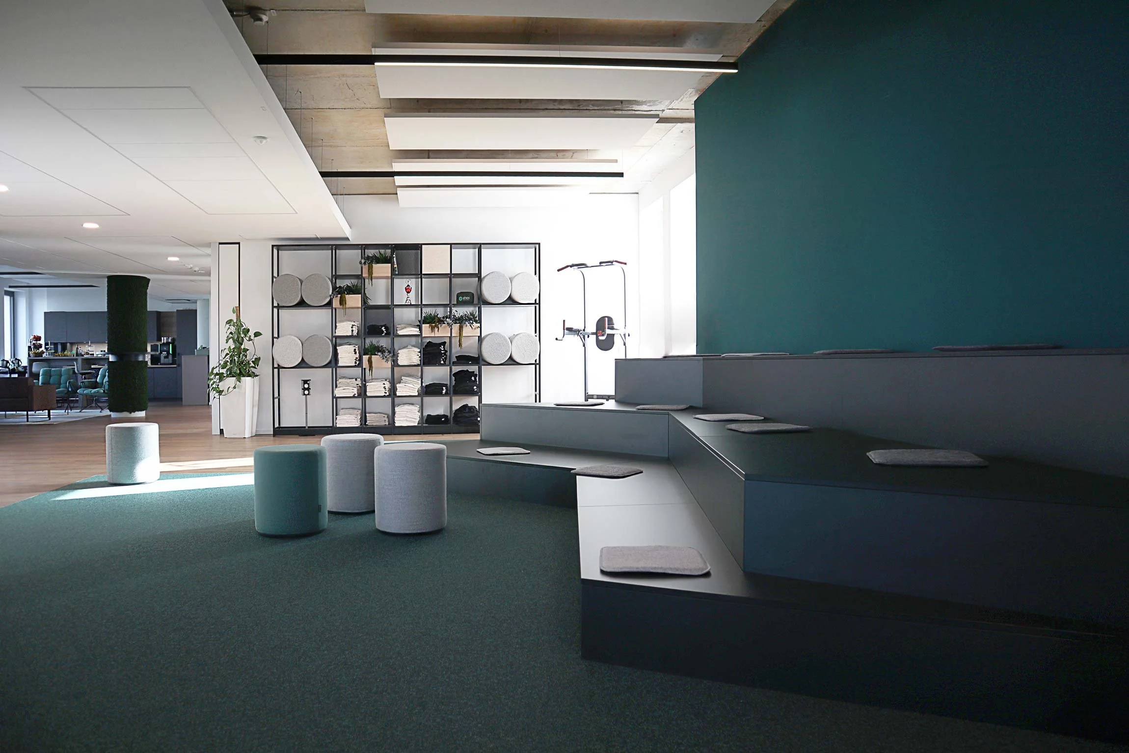 BOND-officedesign-ehex-Dortmund-Podest-02.jpg