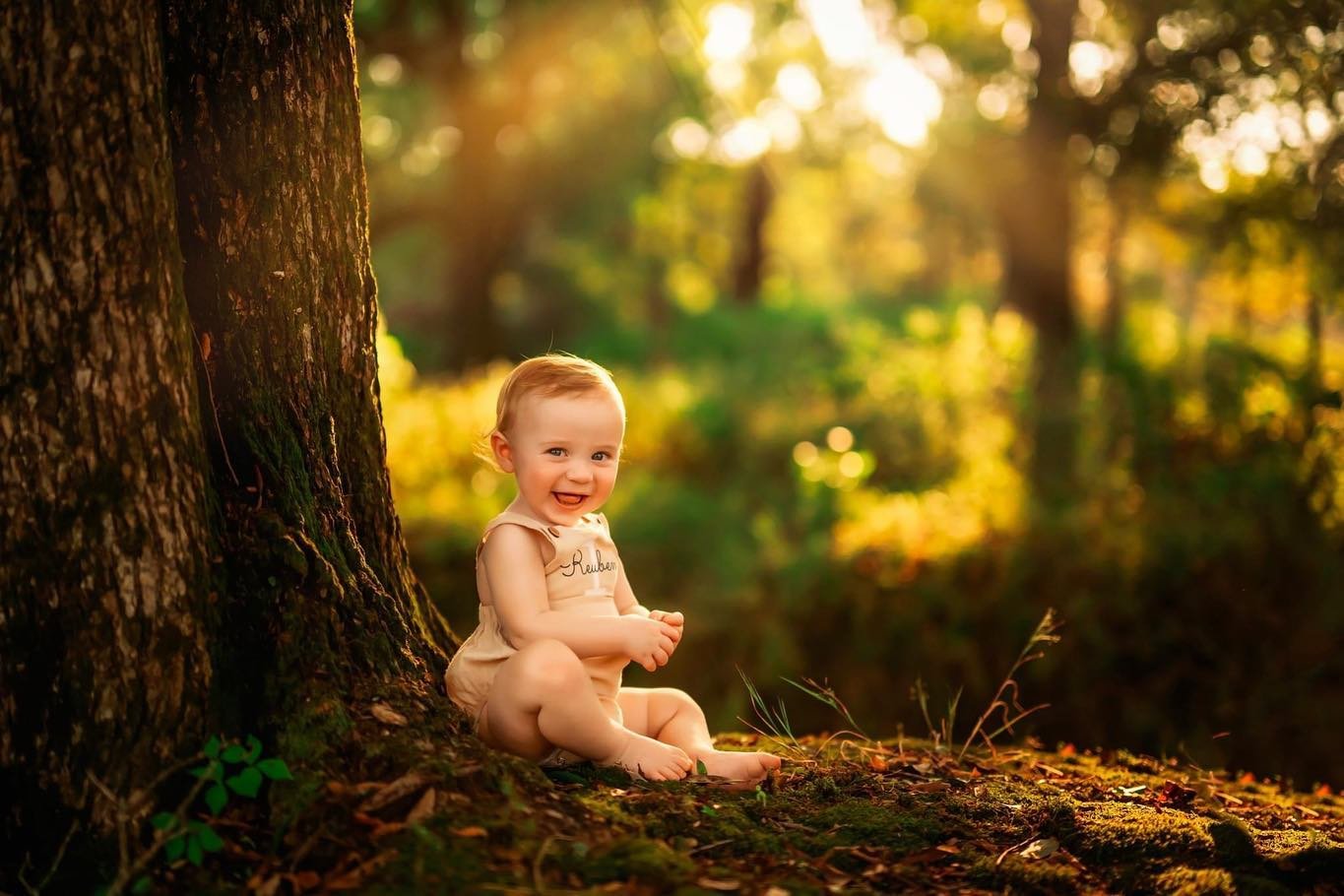 How sweet is this little guy 😍
@ambpool