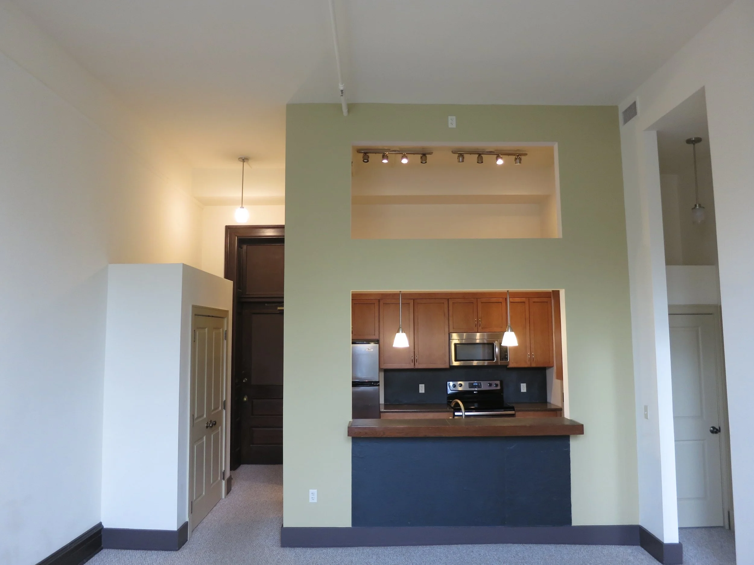 355 W. Chestnut Street Apt#107