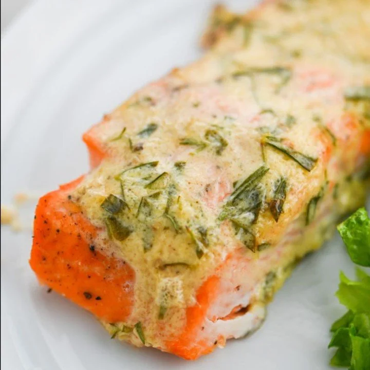 Let us take care of dinner next Thursday! Choose between tarragon mustard salmon or tofu, served with parmesan mashed potatoes and garden salad. Order by Monday at link in bio for pick up next Thursday.