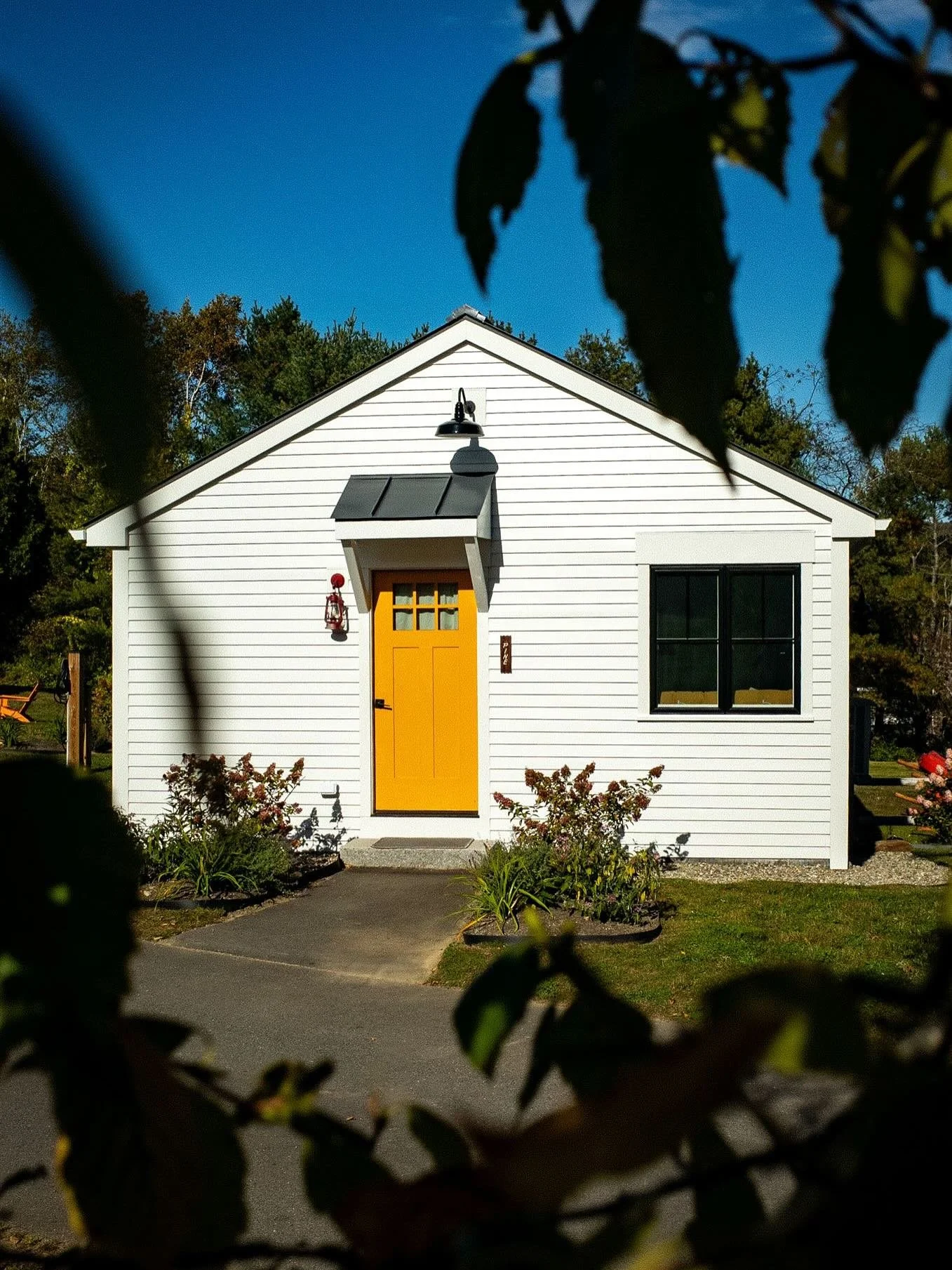 Part 1: Pine Cabin - A gorgeous space with room for two to luxuriously lounge around in and get comfy, maybe even stay awhile&hellip; @campdeforestme #cabinmaster #maine #usa #vacationland #happyplace #hotel
