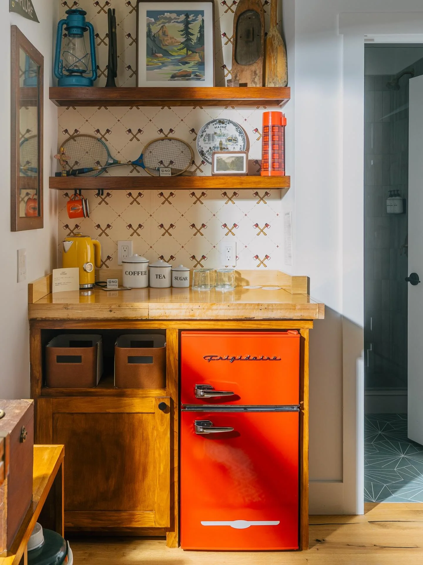 Let the sunshine in! There might be snow on the ground here in Maine but it&rsquo;s sunny all winter! ❄️☀️ @campdeforestme #happyplace #vacationland #maine #lincolnville #sunshine