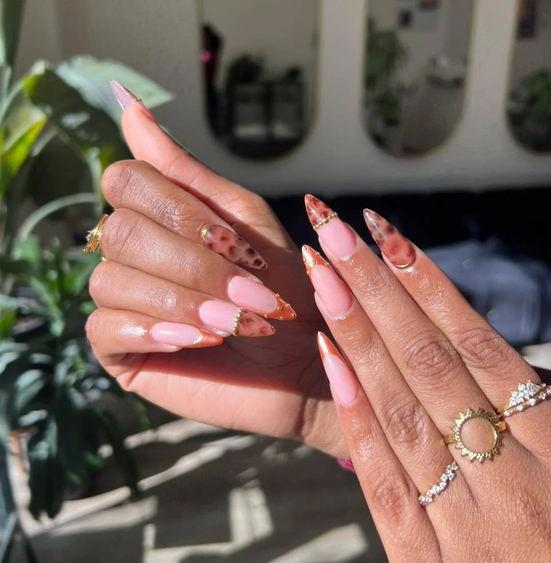 Couleur d&rsquo;automne 🍂

#mtl #nailsmontr&eacute;al #onglesmontr&eacute;al #onglemtl #montrealongles #montrealnailsalon ##montrealnailtech #montrealnailartist #montrealnails