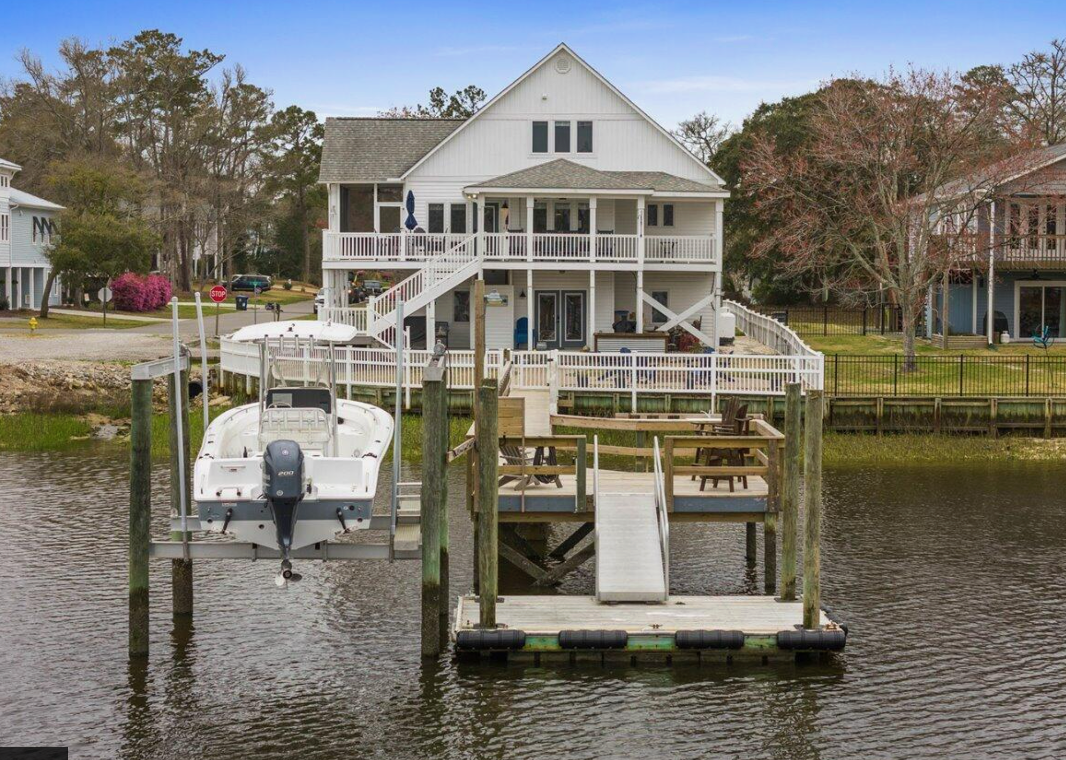 4708 E Yacht Drive Oak Island, NC 28465