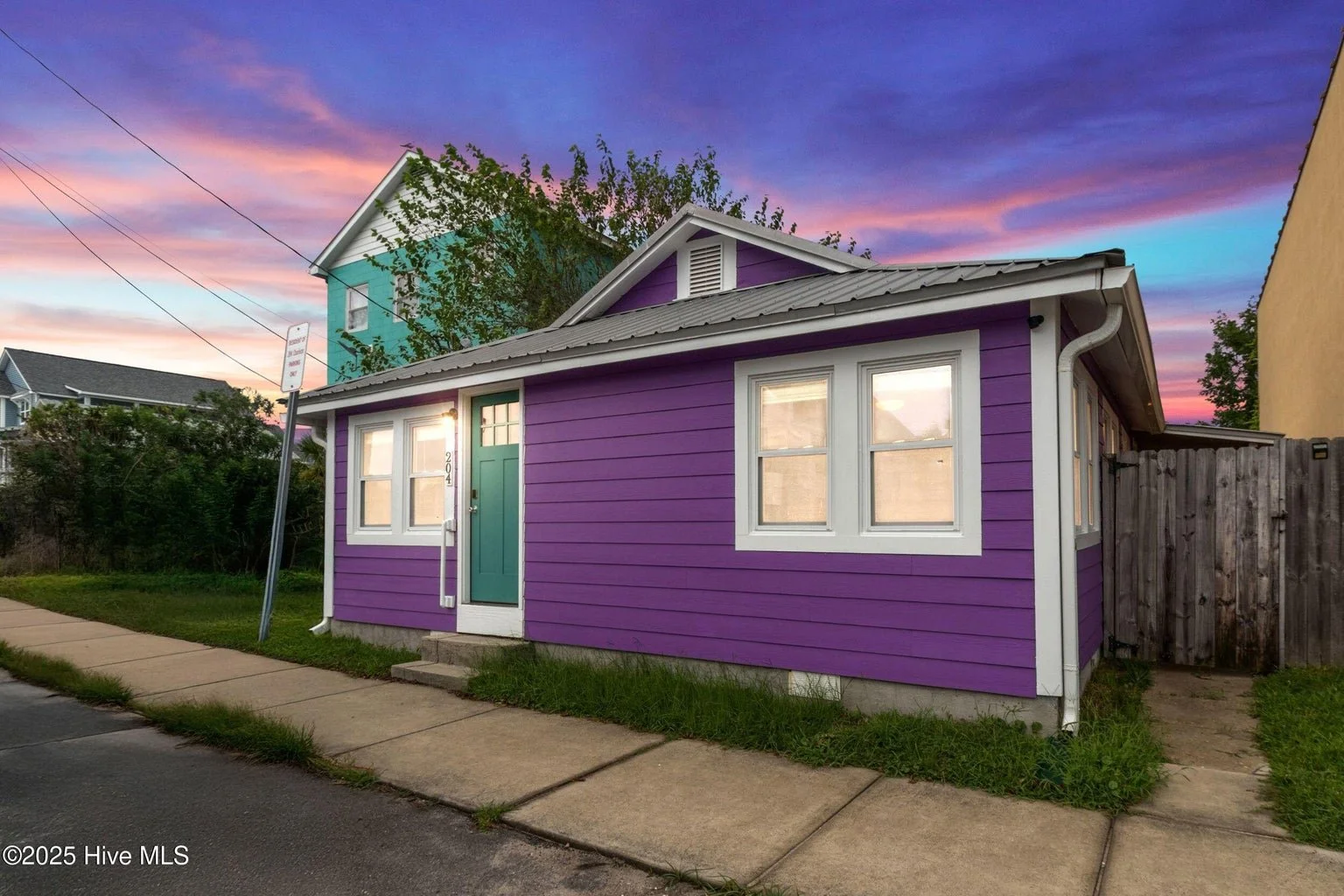 204 Charlotte Avenue
Carolina Beach, NC 28428   $570,00