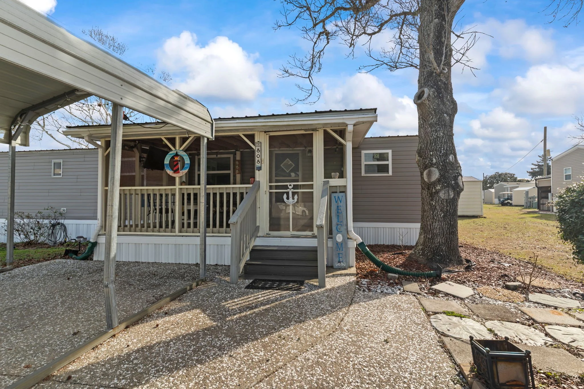  808 Waterway Dr.
North Myrtle Beach, SC 29582   $80,000