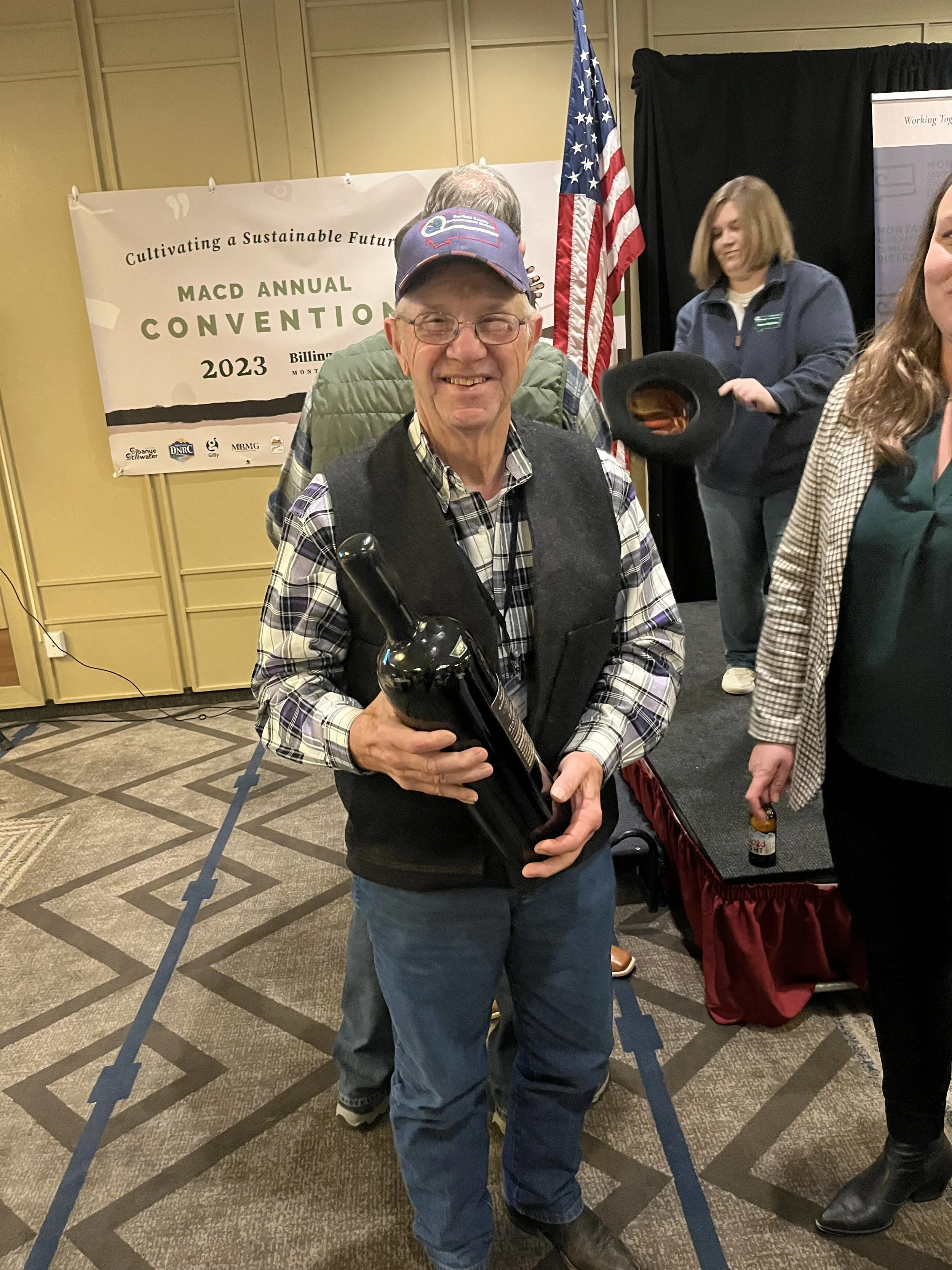 Calvin Thomas with his ticket win at the 2023 MACD Convention 