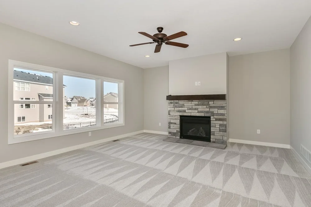 4389+118th+Ave+NE+Blaine+MN-large-006-13-Family+Room-1500x1000-72dpi.jpg