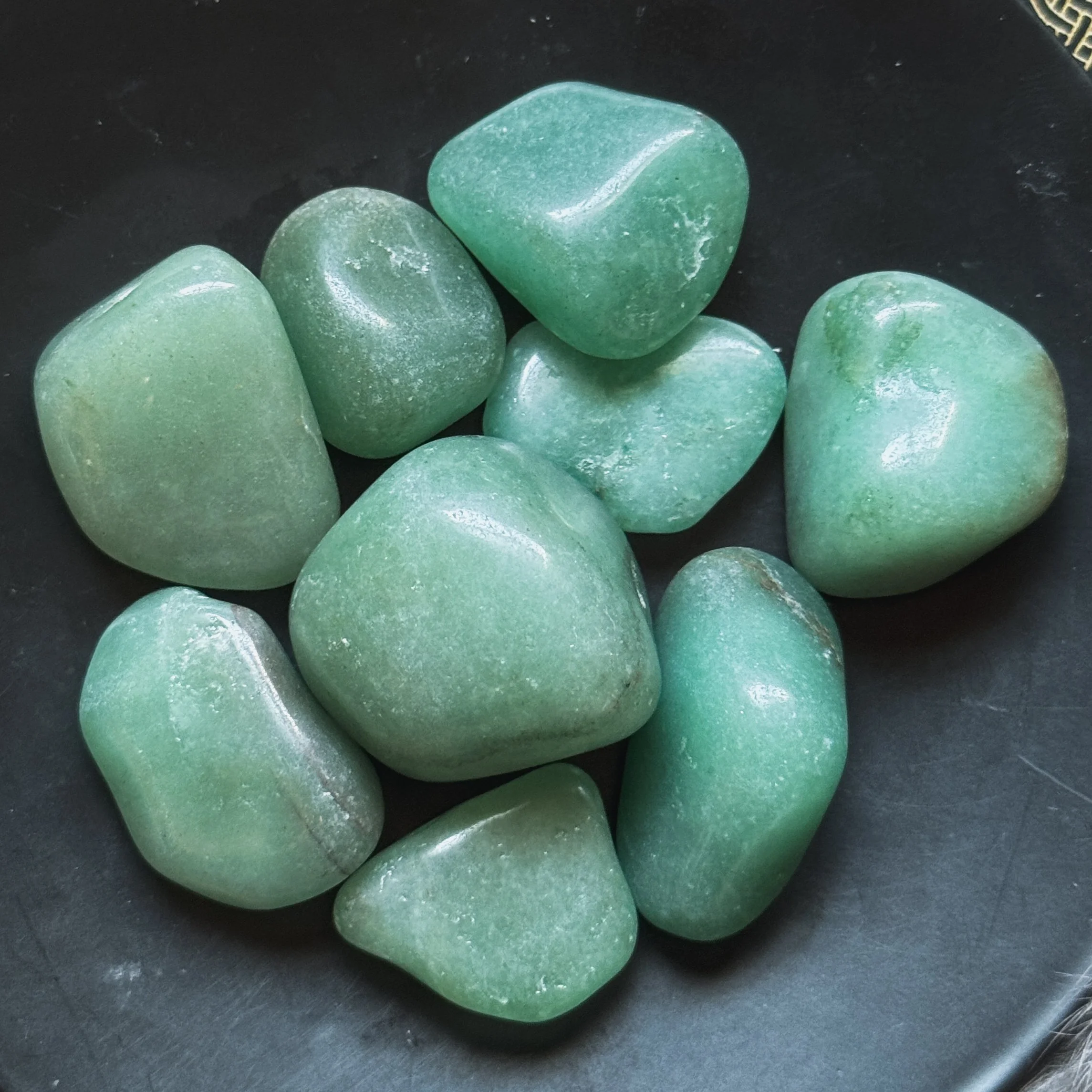 tumbled-green-aventurine-lunar-haven-mystic-05.jpg