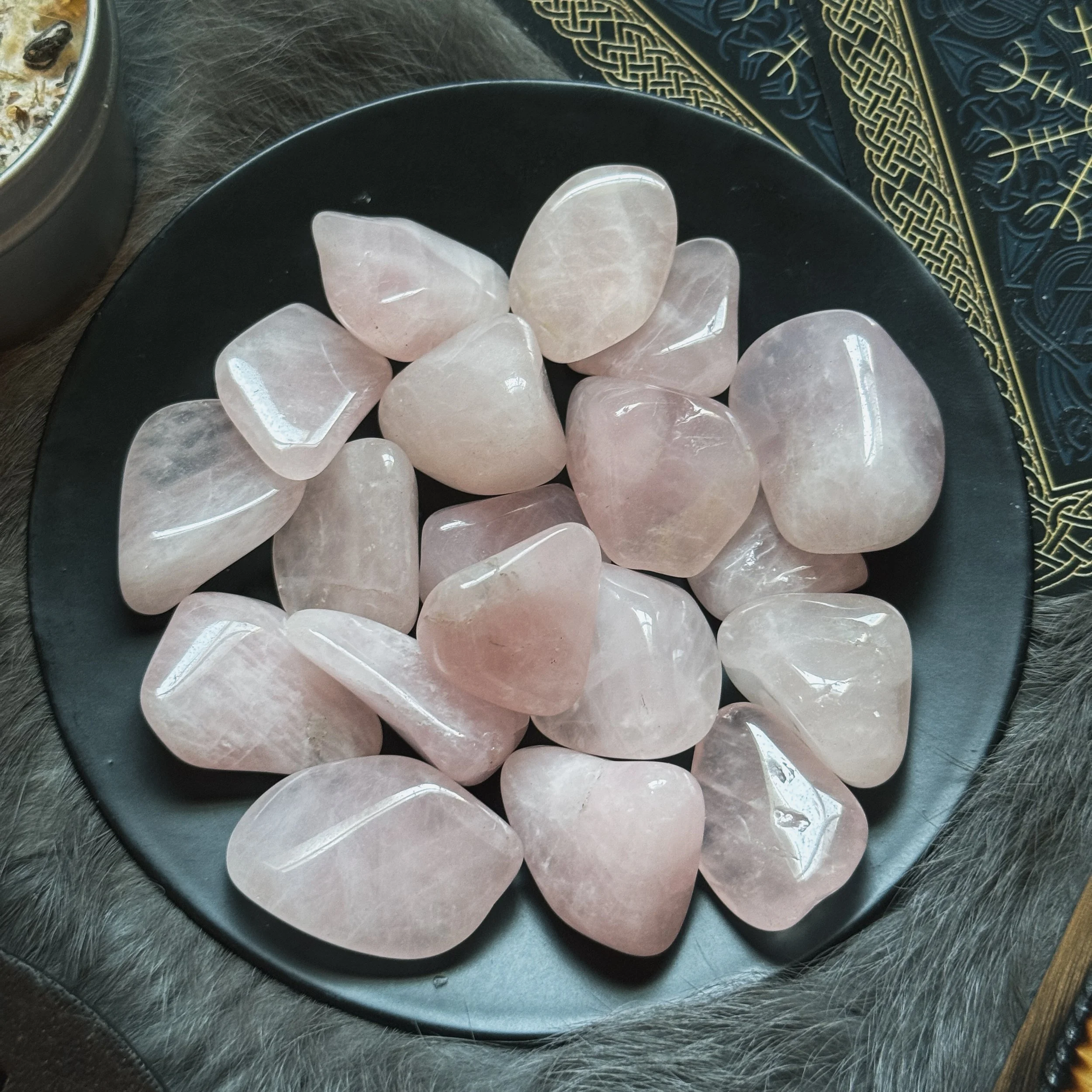 tumbled-rose-quartz-lunar-haven-mystic-04.jpg