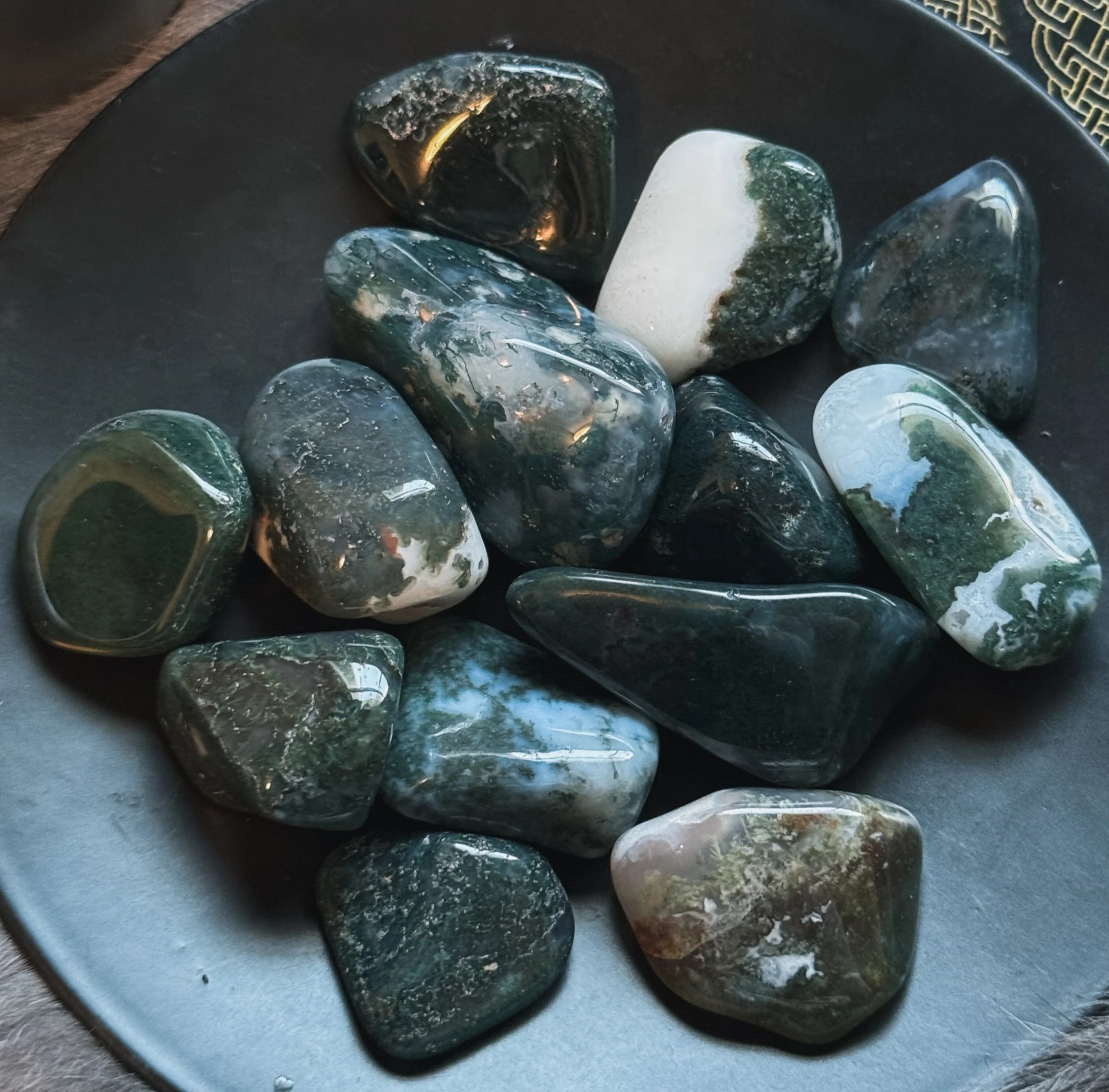 tumbled-moss-agate-lunar-haven-mystic-05.jpg