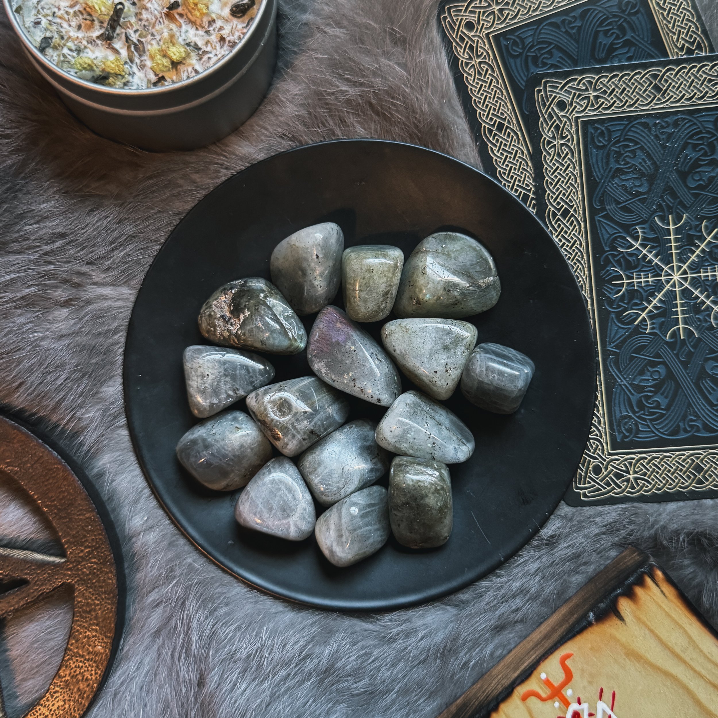 tumbled-labradorite-lunar-haven-mystic-03.jpg