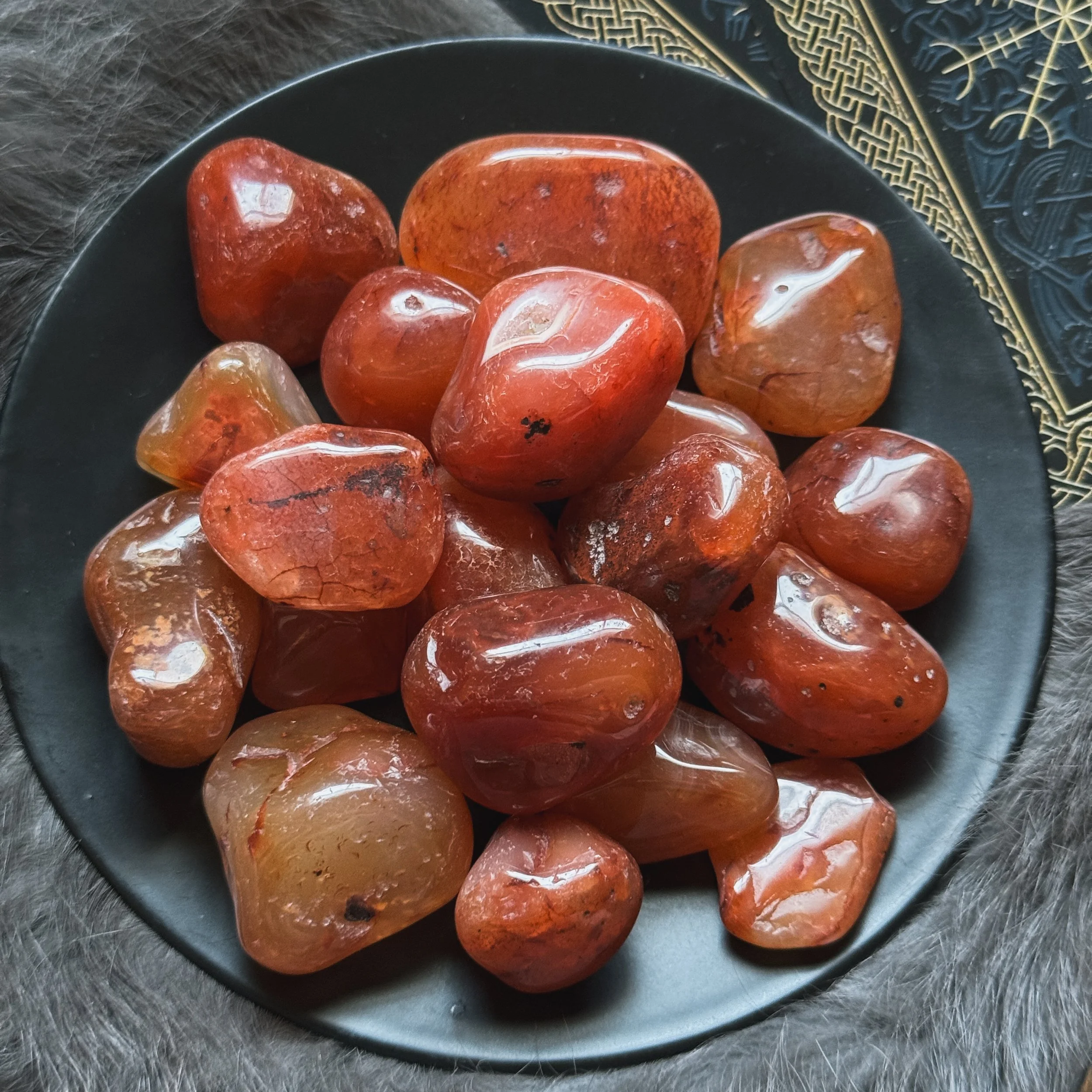 tumbled-carnelian-lunar-haven-mystic-04.jpg