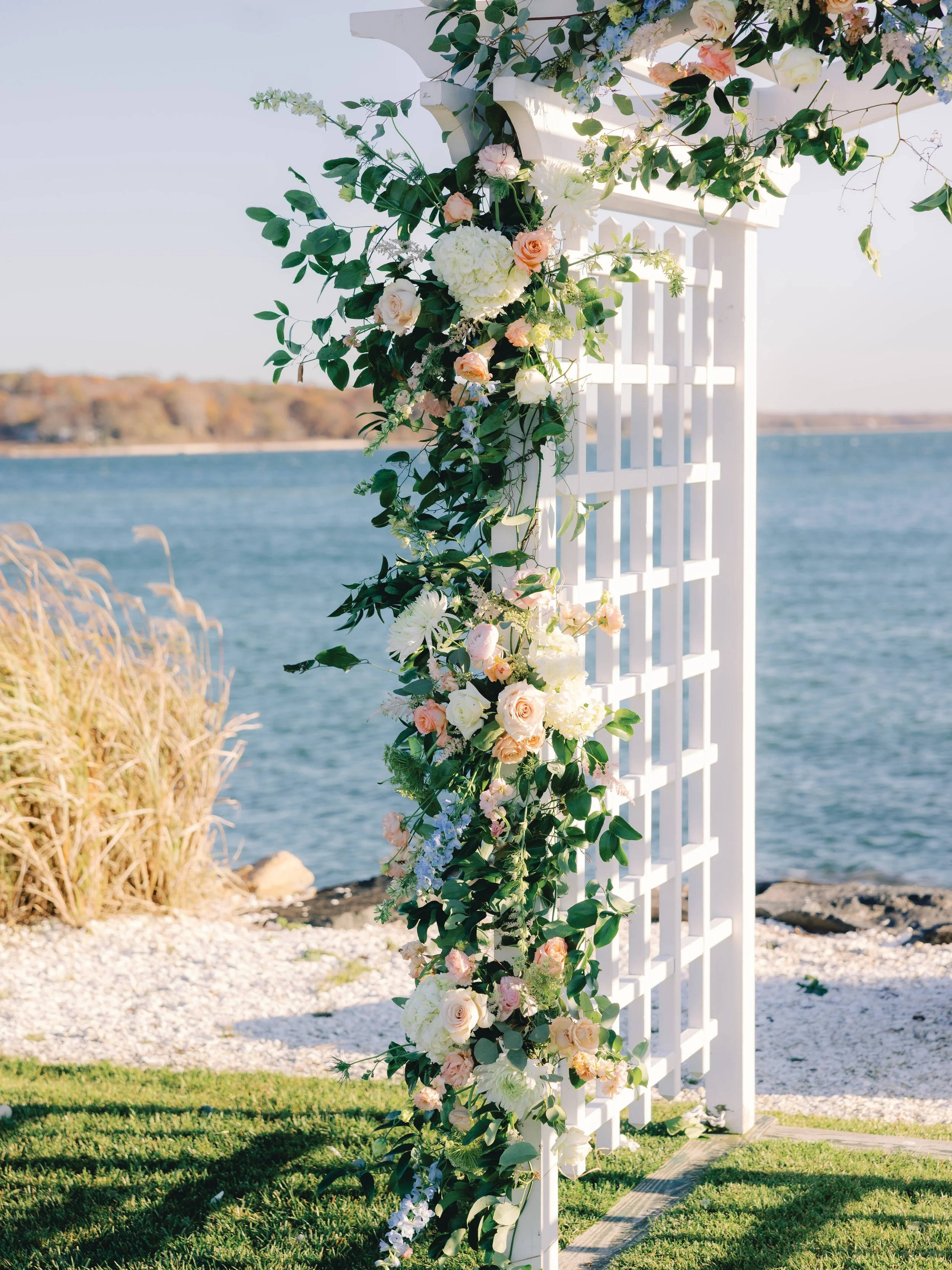 Alexandra + Anthony_Peconic Bay Yacht ClubWedding_0705.jpg