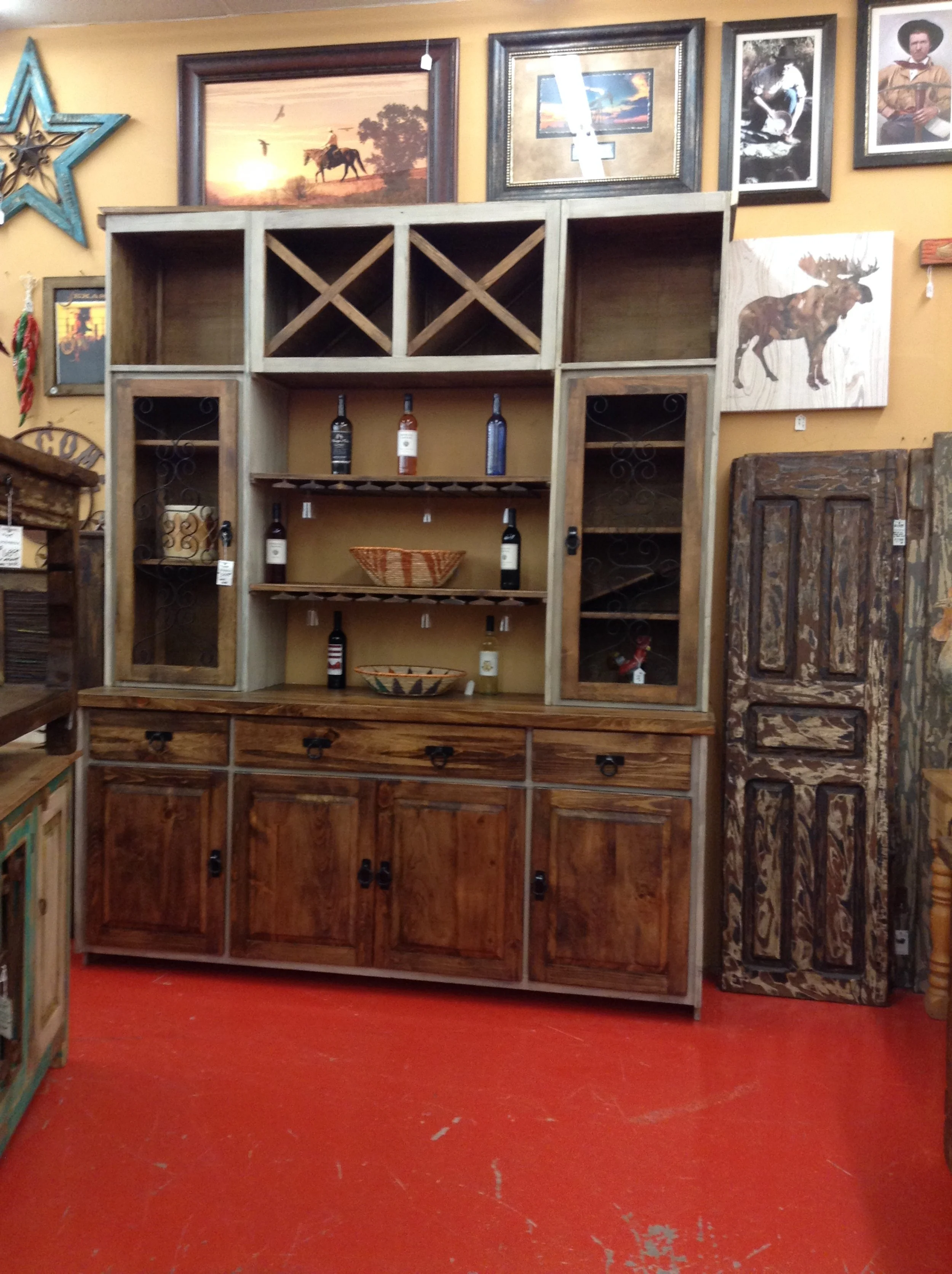 4 Piece Hutch with Wine Rack Center