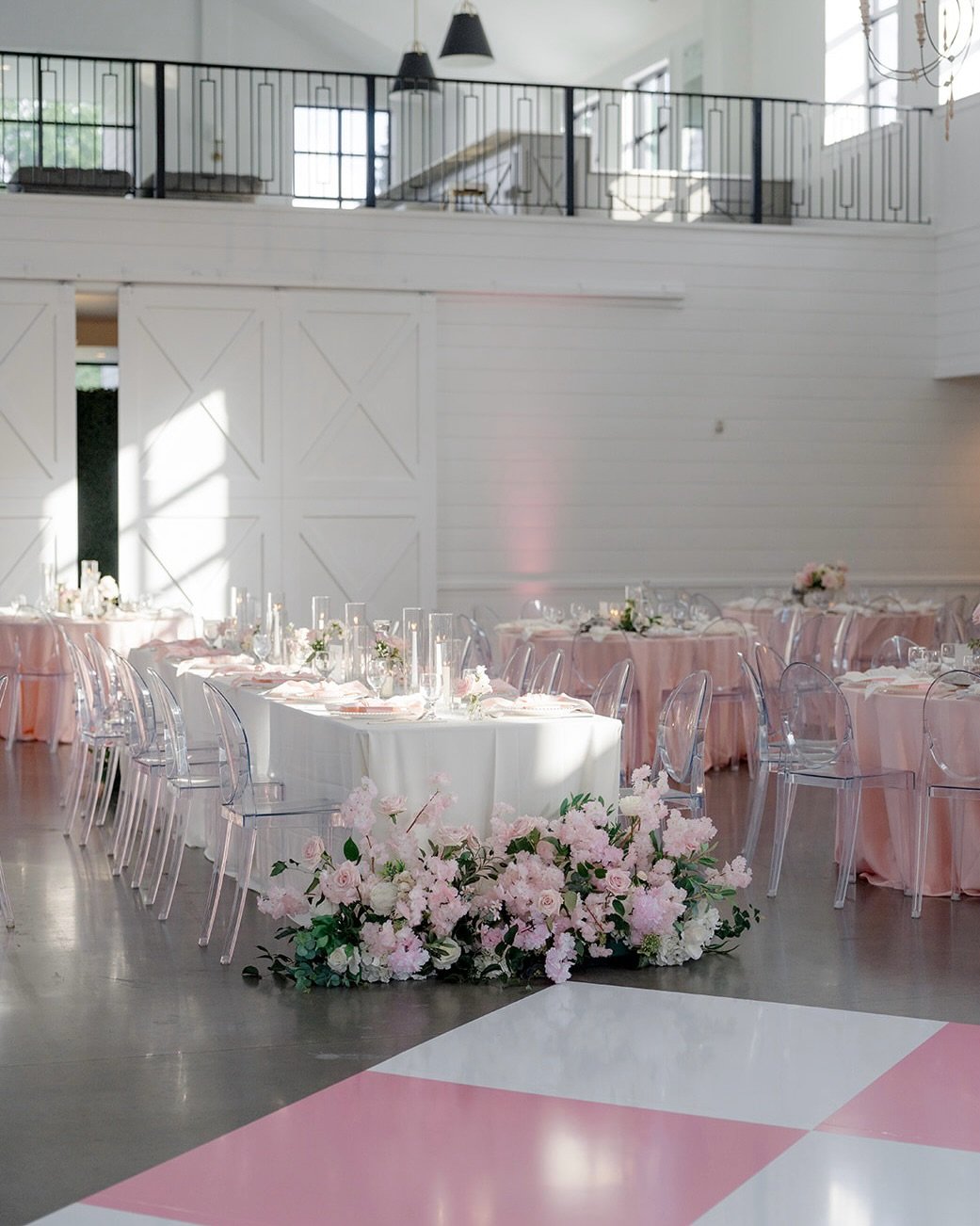 Every detail considered, every corner worth photographing. Soft blush florals, pink checkered dance floor, and more &mdash; perfect for spring.

Venue: @boxwood_manor
Planner: @riss.creations
Florals| Decor| Furniture| Signages: @kimevents7
Photograp