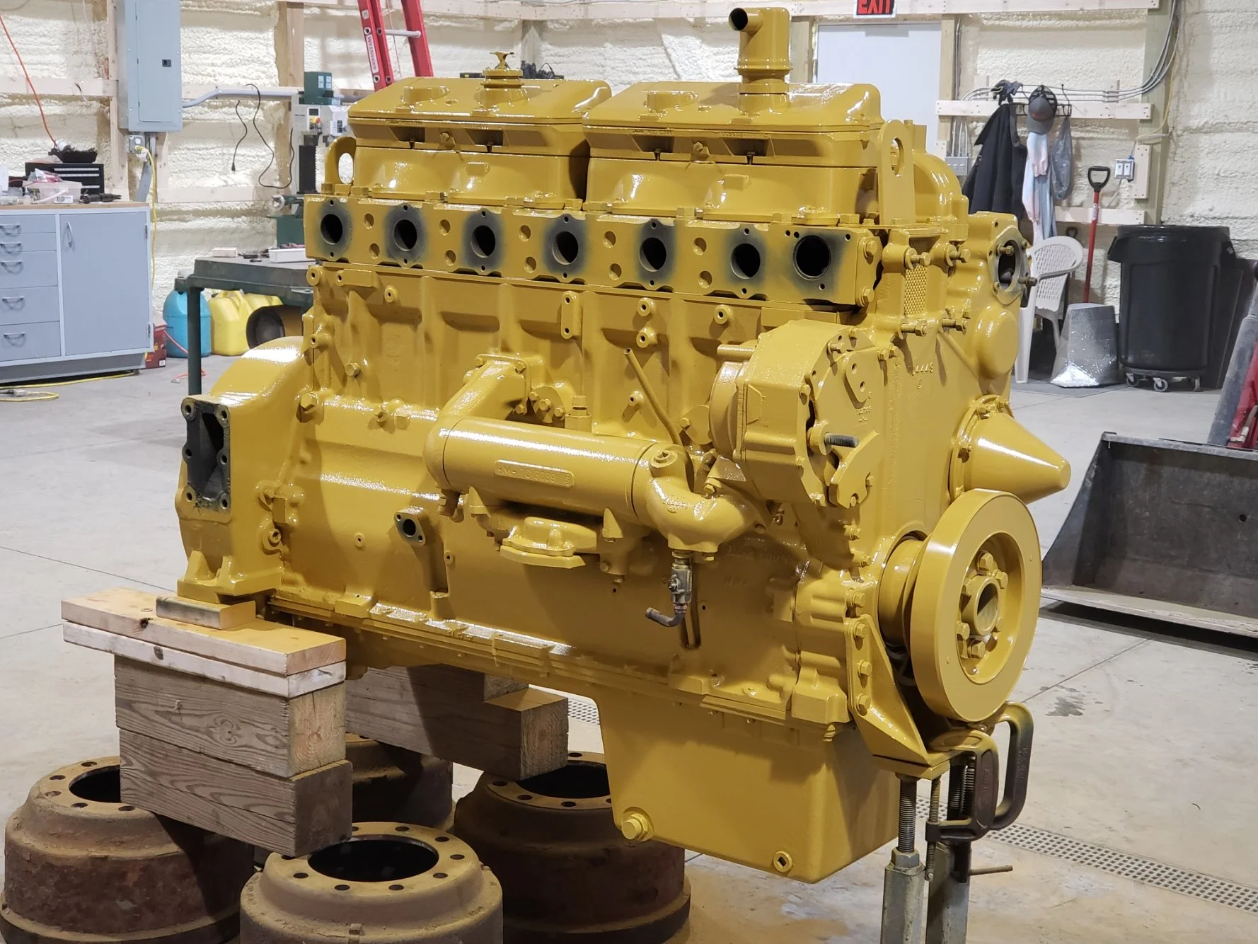 3406 B Engine pic 4.jpg