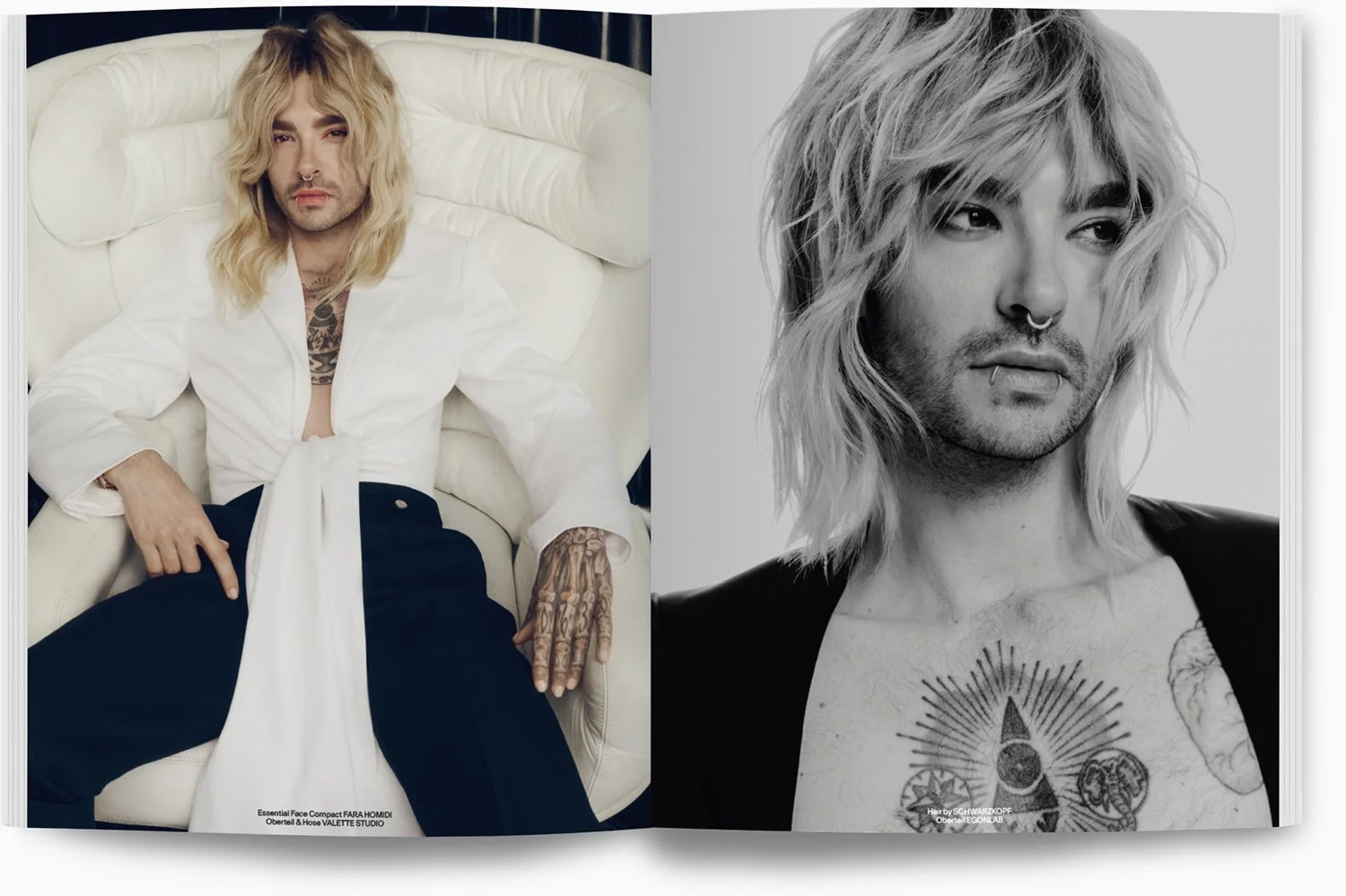 Zwei Porträtfotos eines Mannes mit massiven Tattoos, Piercings und wilden, blonden Haaren. Im linken Bild sitzt er auf einem weißen Sofa, trägt eine weiße Jacke und schwarze Hosen, seine Hände und ein Teil seiner Brust sind sichtbar. Im rechten Bild 