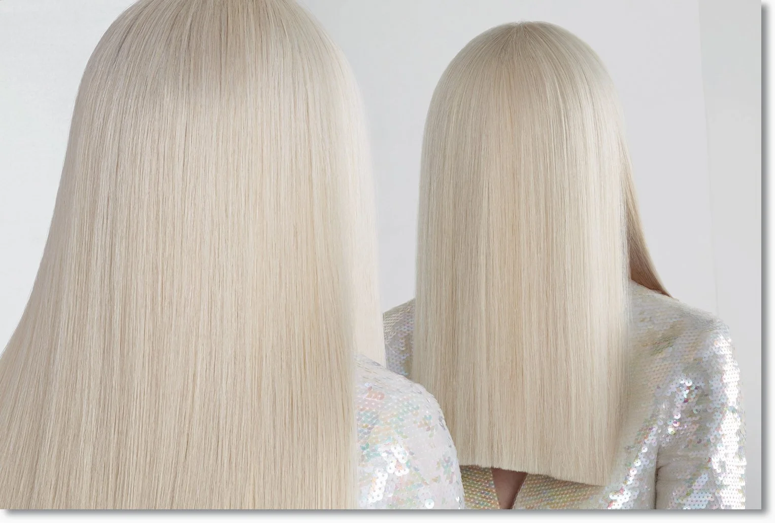 Seiteansicht von zwei Frauen mit langen, glatten, platinblonden Haaren in Sequined-Outfits.