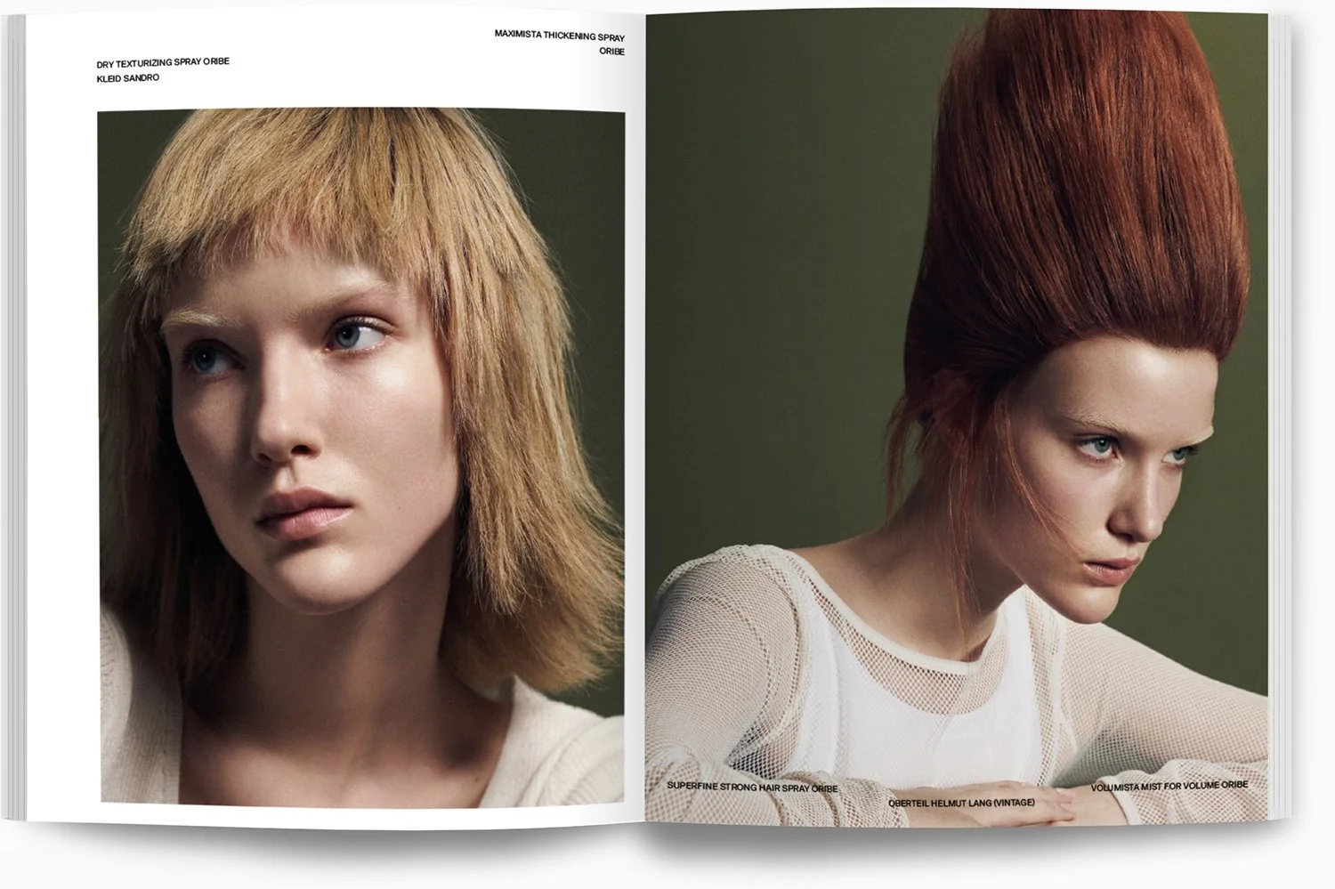 Doppelbildseite eines Magazins mit zwei Frauen, links mit blonden, mittellangen, lockigen Haaren und rechts mit roten, hochgestylten, glatten Haaren. Beide tragen helle Oberteile vor einem grünen Hintergrund.