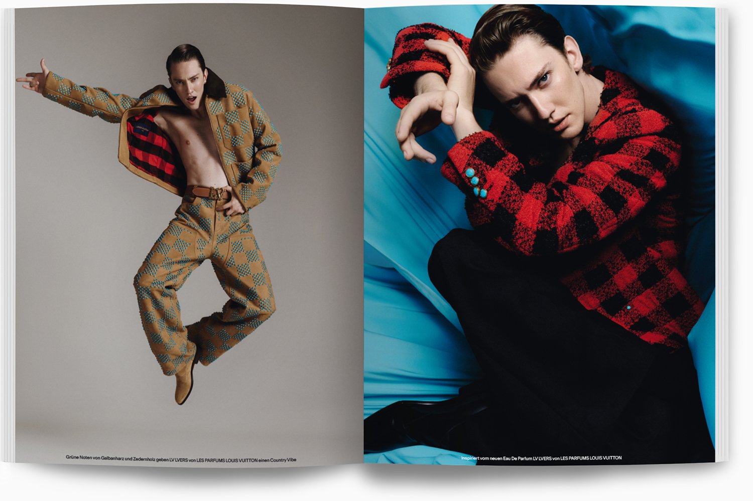 Ein Mann in einem beige und blauen Musteranzug springt frei in der Luft, während er die Jacke offen trägt, die einen roten und schwarzen Karomuster hat. Auf der gegenüberliegenden Seite liegt der gleiche Mann auf einer blauen Oberfläche, trägt einen 