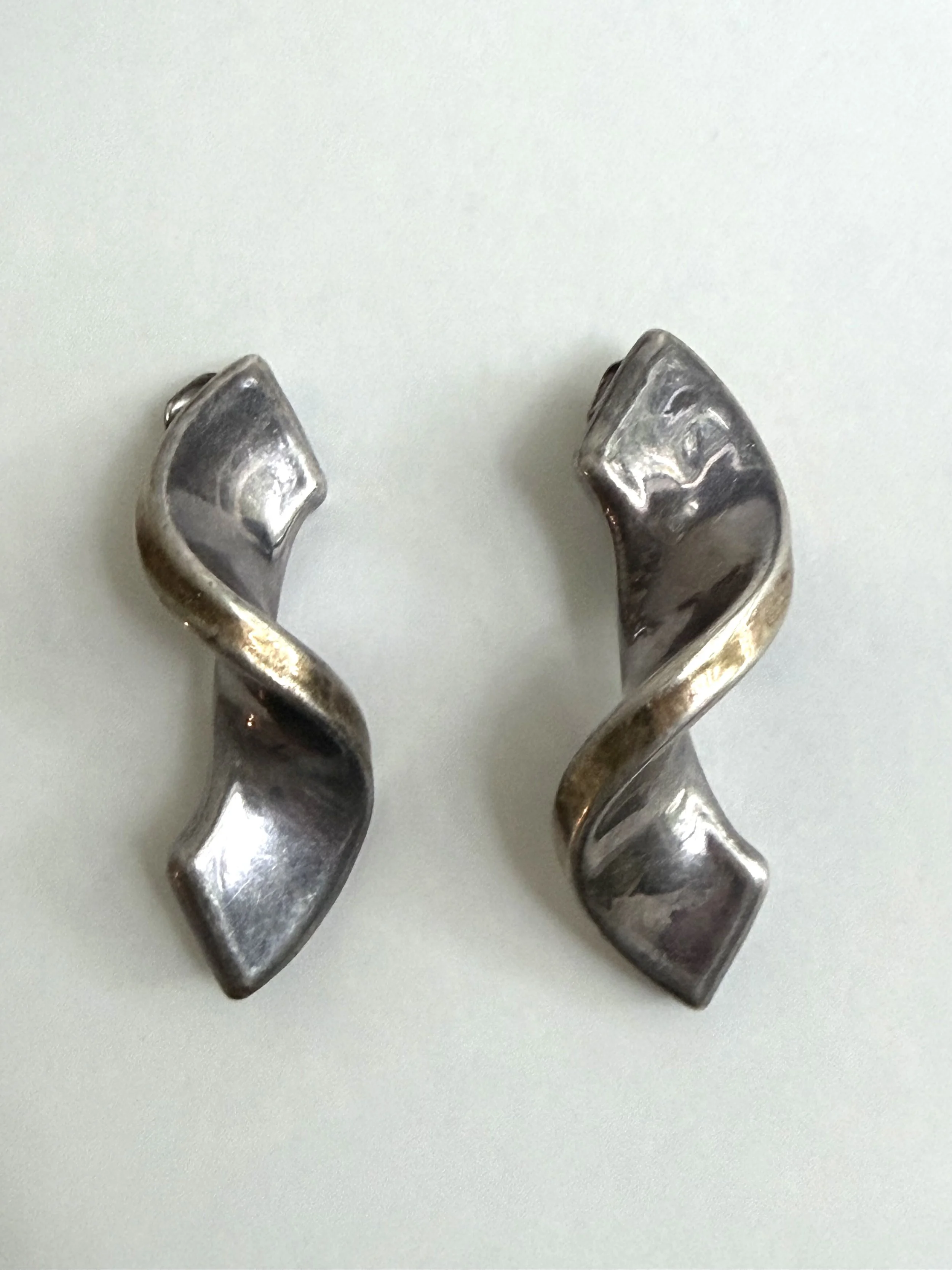 Abstract ribbon earrings
