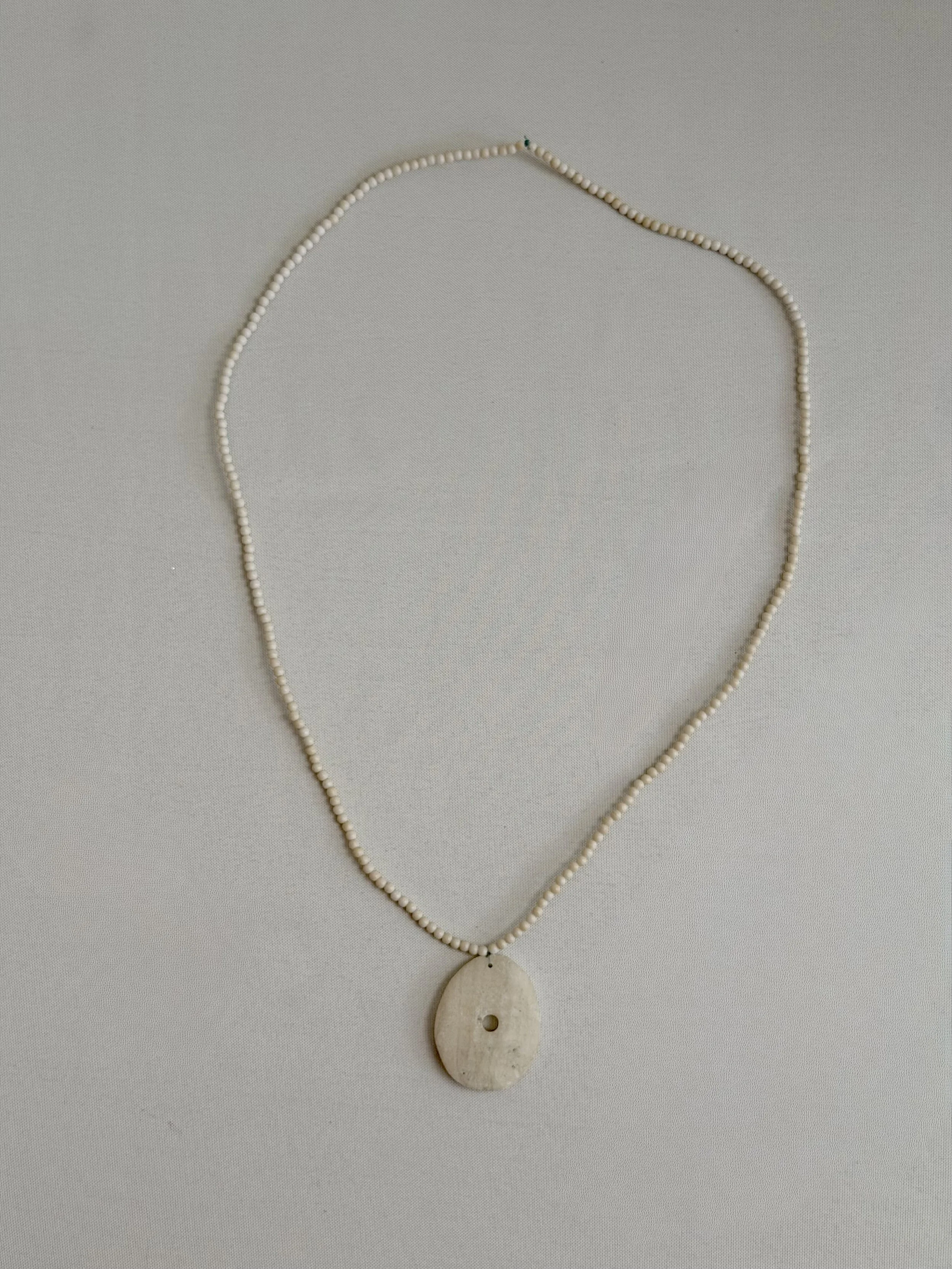 Stone pendant necklace
