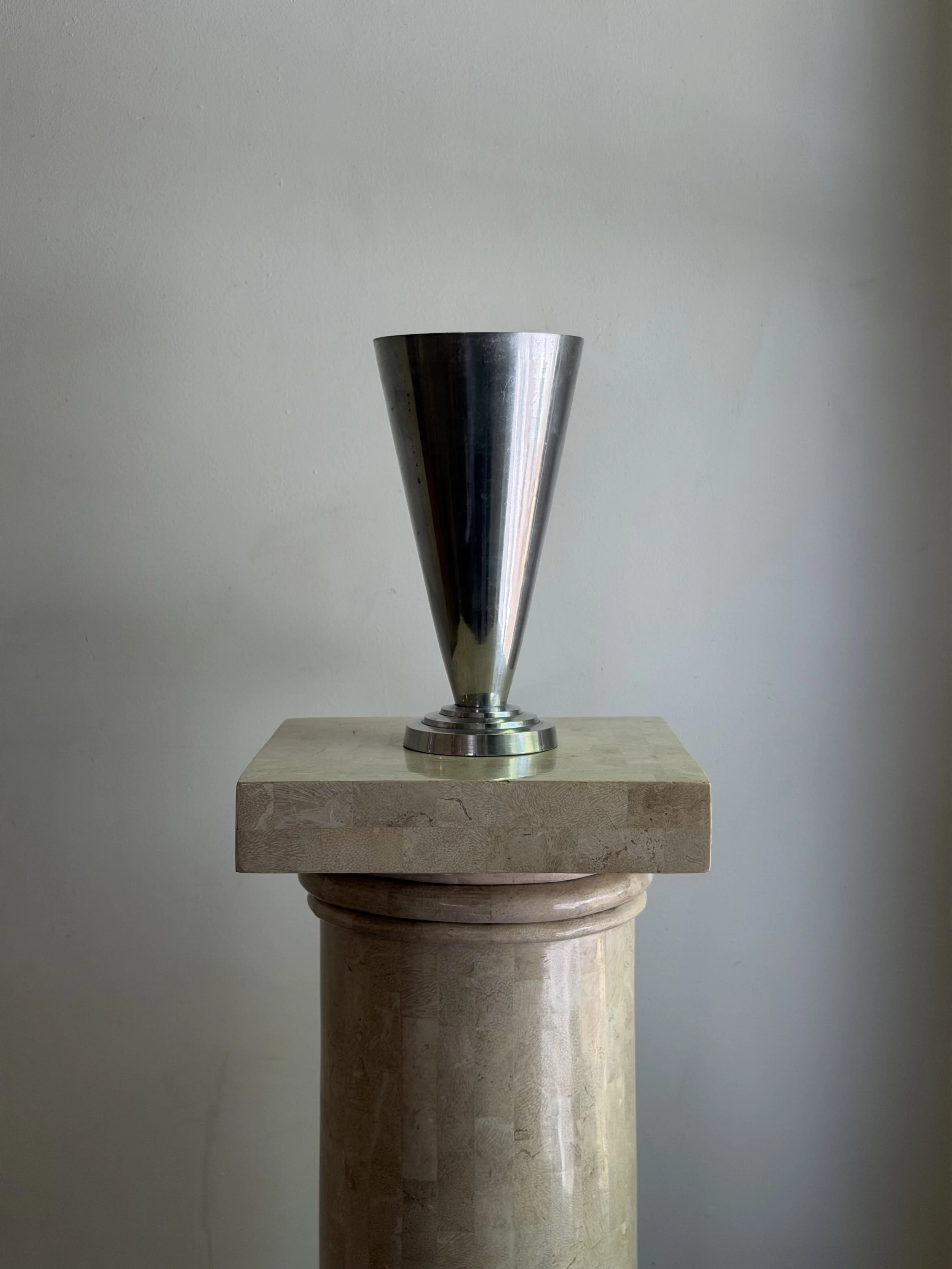 Art deco vase