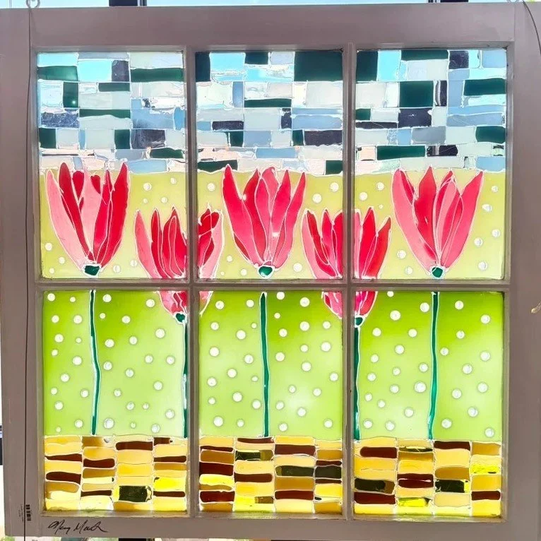 🎨 Meet Nancy Martin, mixed media "upcycle" artist at Studio Blue - Lions Club!

Nancy gives new life to unwanted and discarded items, transforming glass, mirrors, metal, and wood into bright, playful works of art. Her colorful creations ar