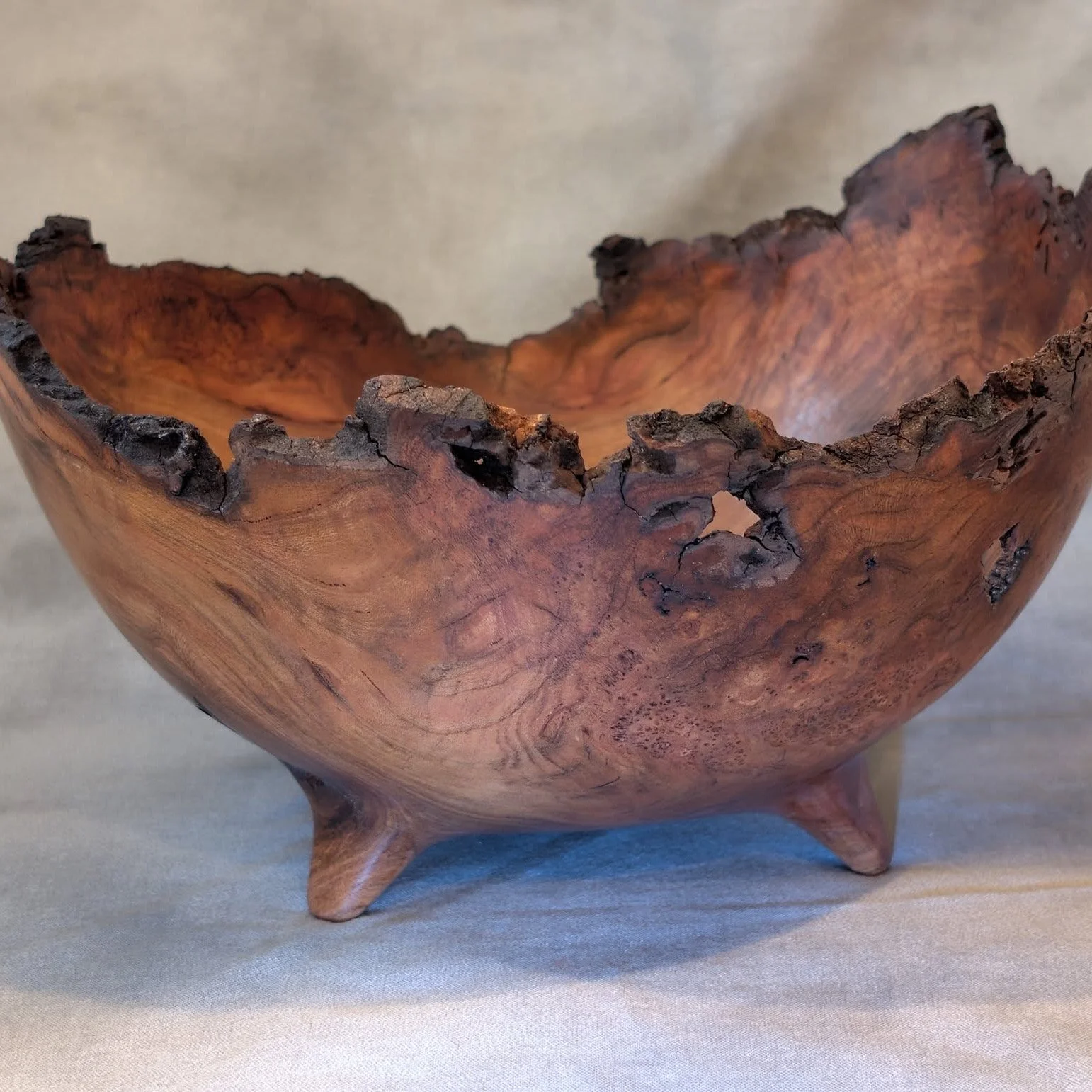 🪵 Precision meets natural beauty with Michael McNeilly at the 2026 Lakeside Artists Studio Tour!

After a 38-year career as an aircraft mechanic, Michael brings a keen eye for detail and craftsmanship to his woodworking. But when it comes to woodtur