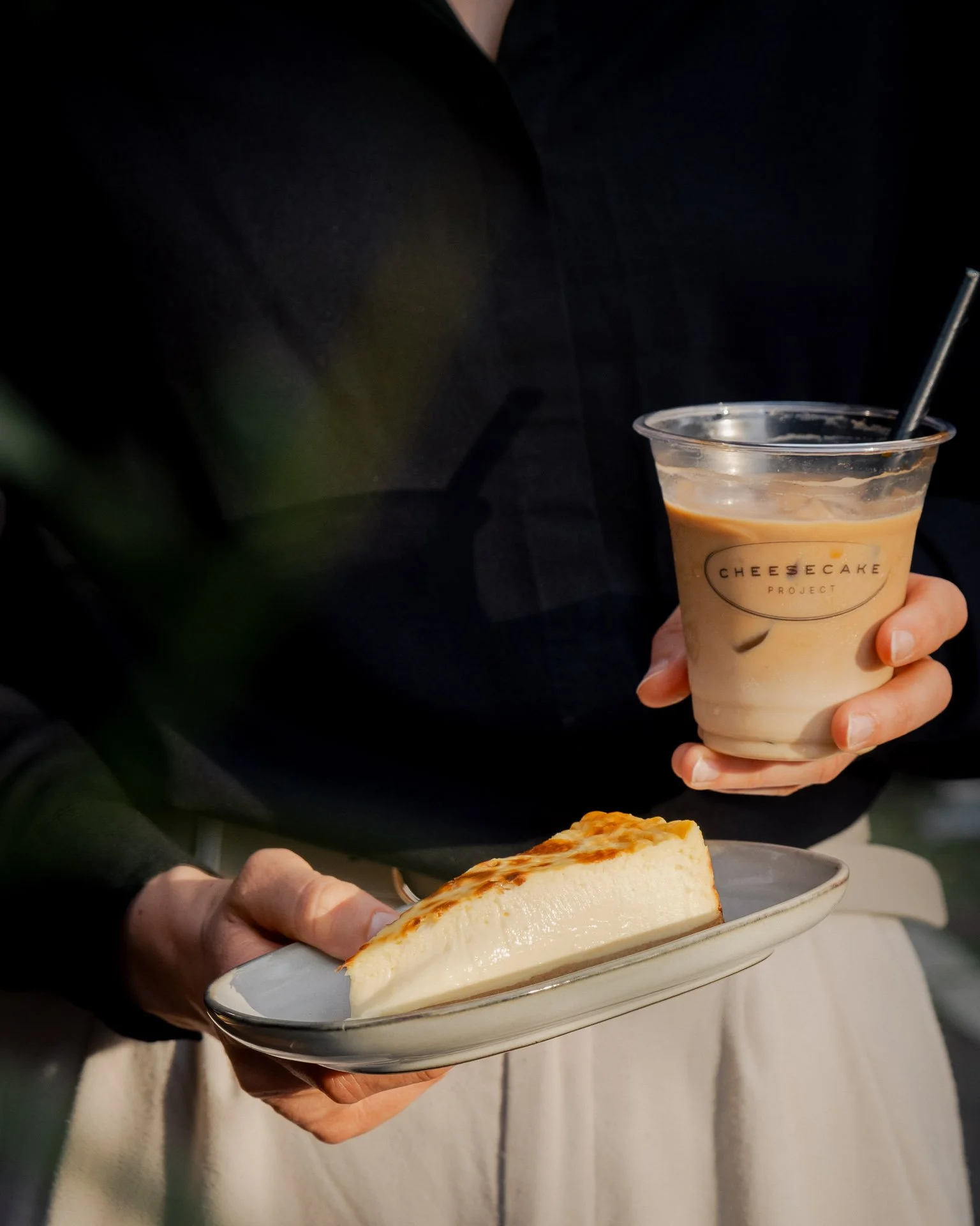 cheesecake_Web_lauratommphoto-13.jpg