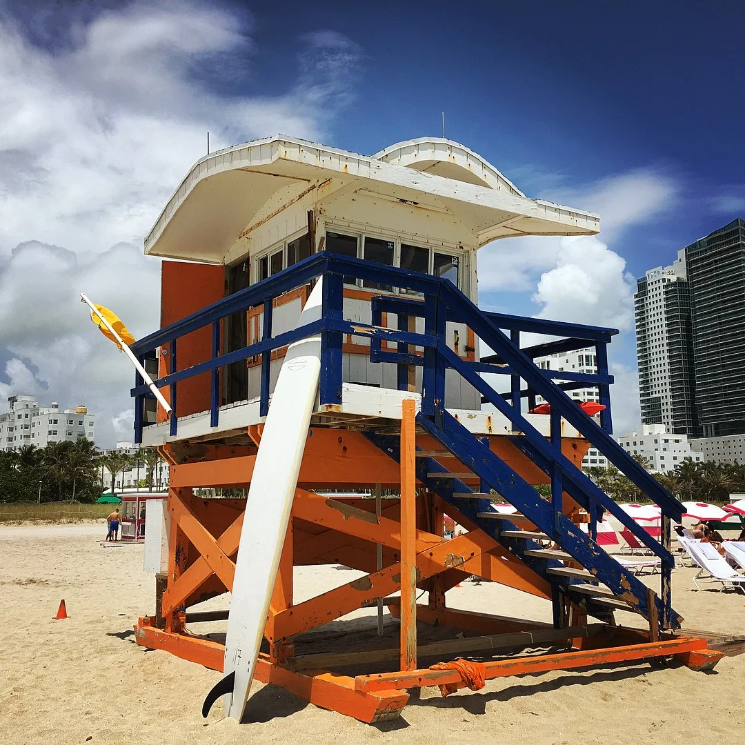 Miami Beach
.
#miami #miamibeach #artdeco #architecture #beach #sea #tourlife