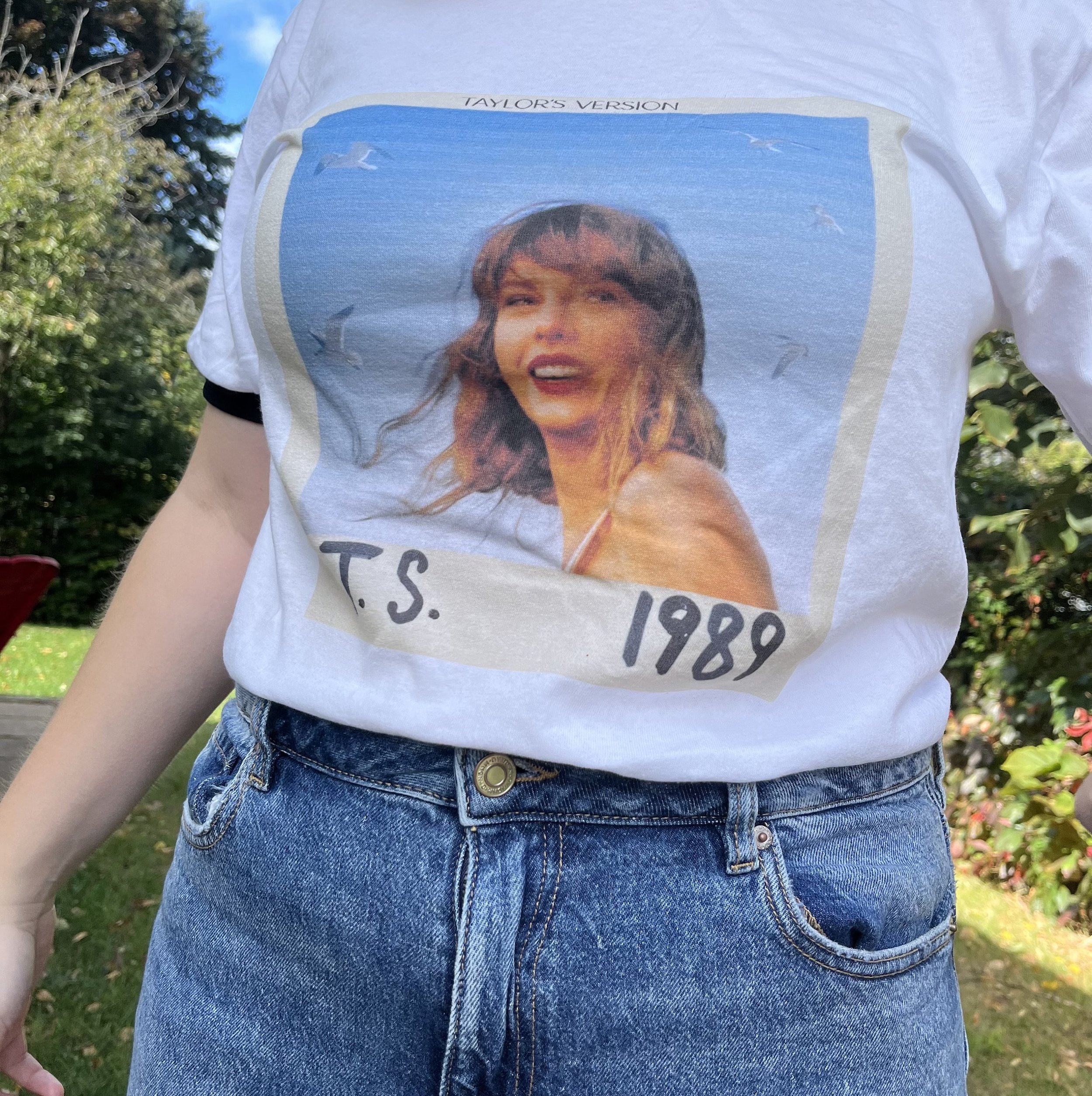 https://i.etsystatic.com/19423513/r/il/c64c18/5453577757/il_fullxfull.5453577757_ayl5.jpg