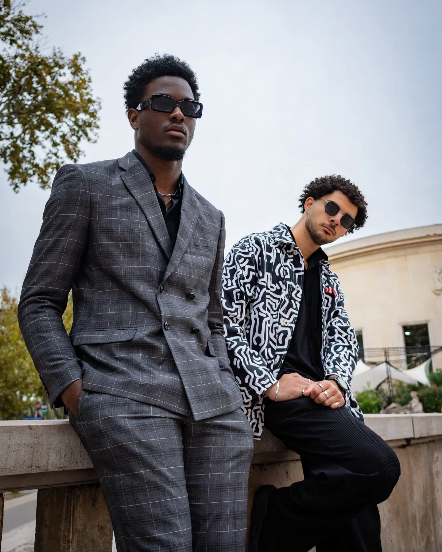 Captured at the iconic Palais de Tokyo, showcasing clean, modern looks with a touch of Parisian flair.

Special thanks to @siinapse and @lecloud.fr for making this shoot happen.

Models:
@gratienjr 
@abdel.hassn 

#PalaisDeTokyo #ParisShoot #MensStyl