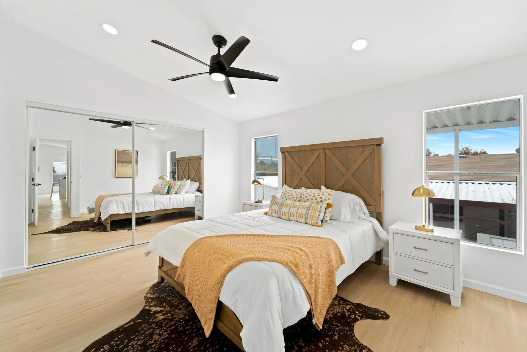 13-web-or-mls-Vista del Cajon (14 of 31).JPG