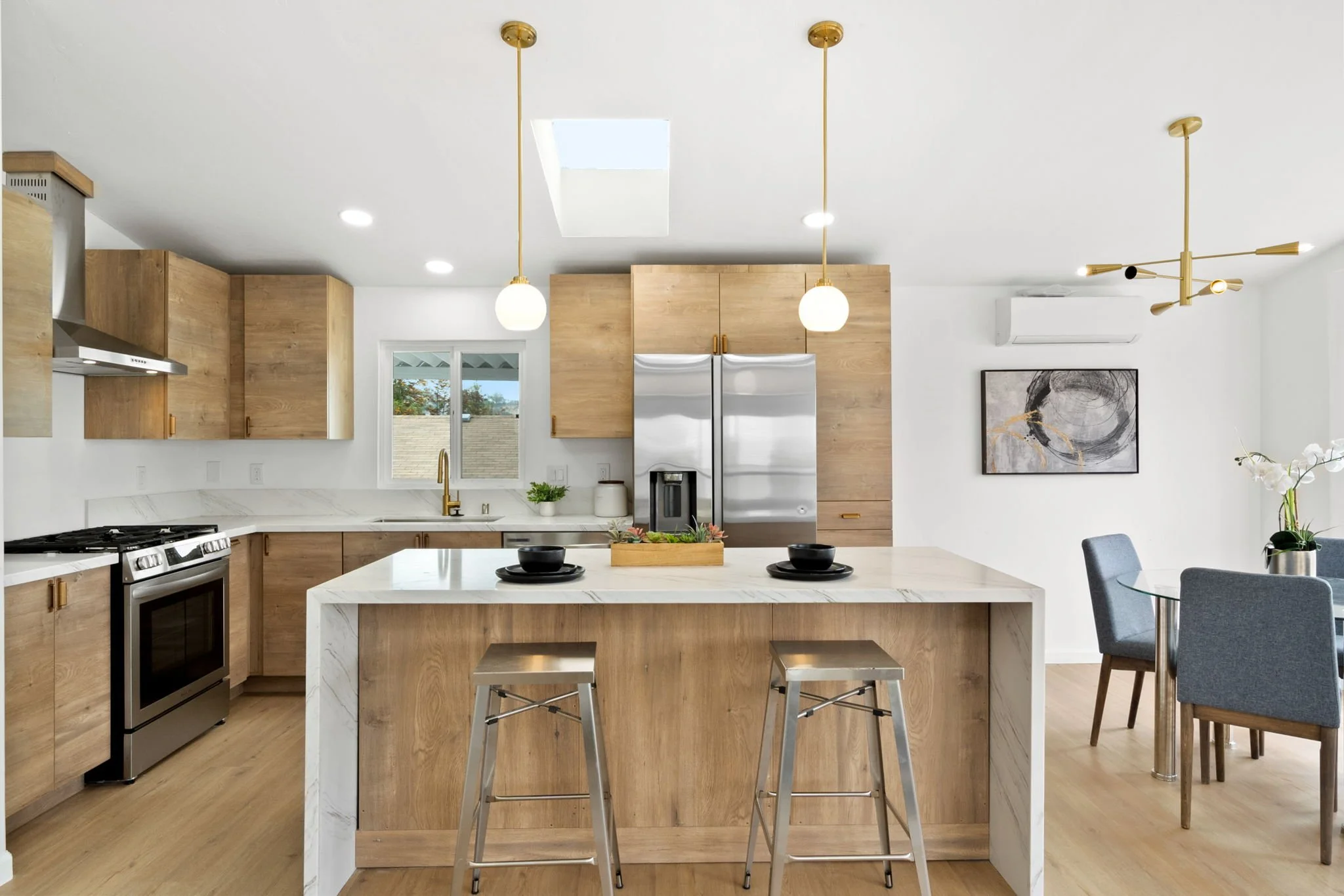 6-web-or-mls-Vista del Cajon (7 of 31).JPG