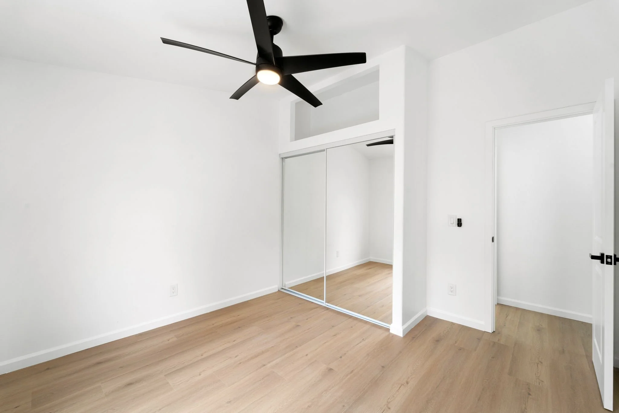 17-web-or-mls-Vista del Cajon (18 of 31).JPG