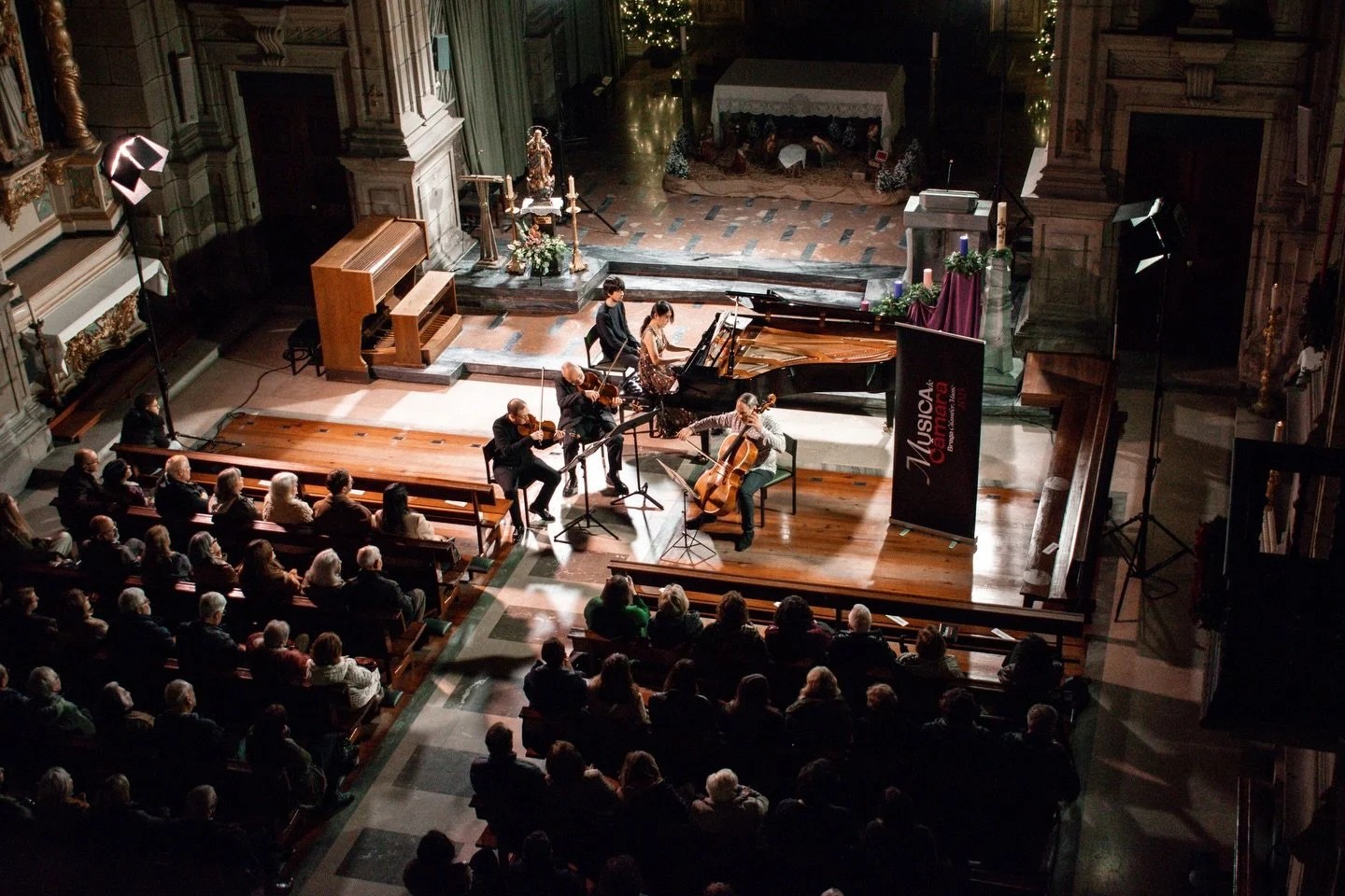 No dia 29 de Novembro de 2025, a m&uacute;sica encheu a Bas&iacute;lica dos Congregados com a for&ccedil;a expressiva de Mozart e Brahms. Gary Hoffman, Miguel Sim&otilde;es, Toby Hoffman e Chloe Mun protagonizaram uma noite de rara intensidade e cump