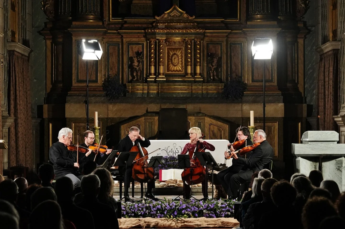 Braga Chamber Music | 03&bull;03&bull;2026 ✨

A cumplicidade art&iacute;stica e o virtuosismo dos extraordin&aacute;rios Pinchas Zukerman, Amanda Forsyth, Alexander Gordon, Toby Hoffman, Kyril Zlotnikov e Miguel Sim&otilde;es marcaram o primeiro de d
