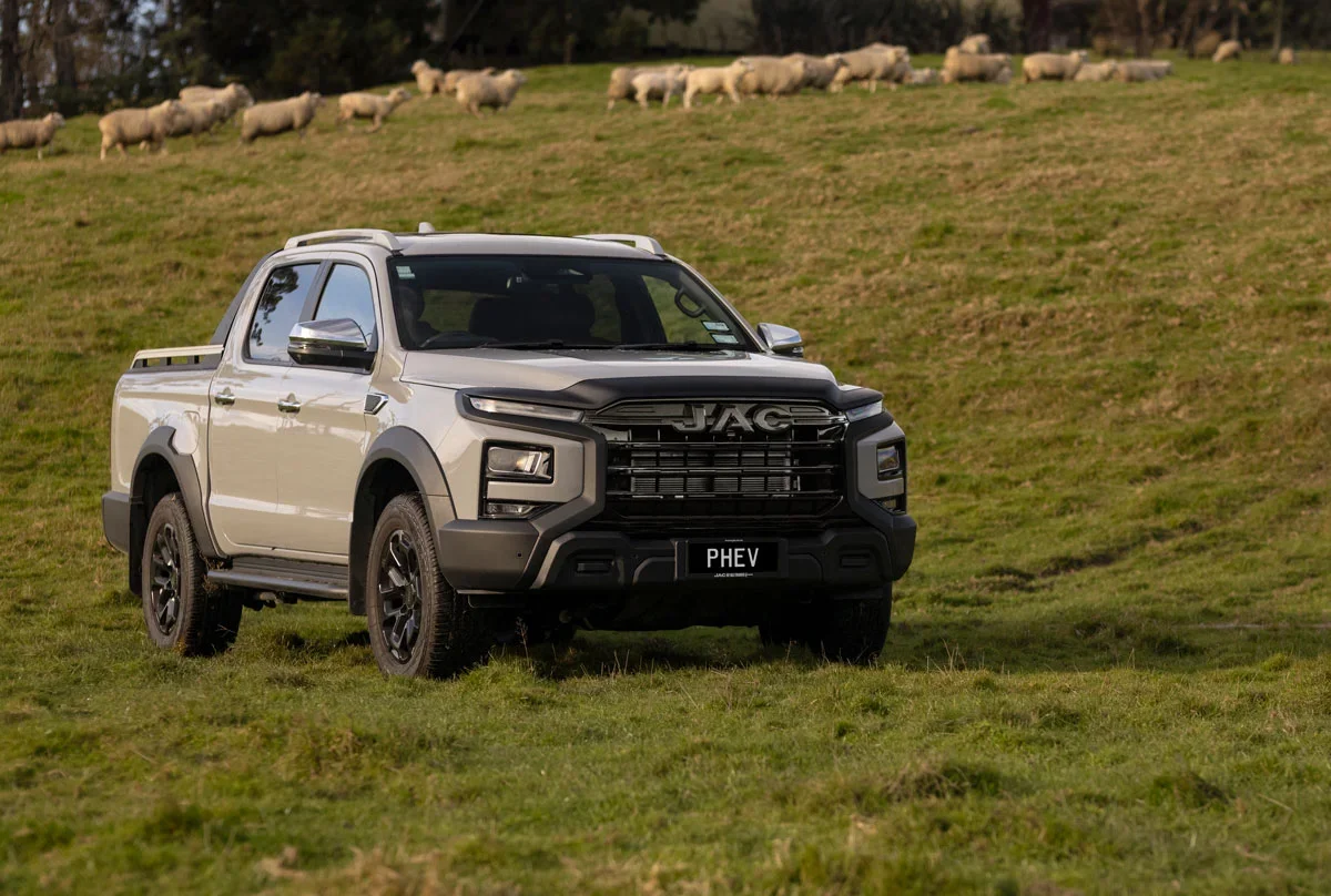 JAC-T9-PHEV-NZ-2-WEB-Crop.webp
