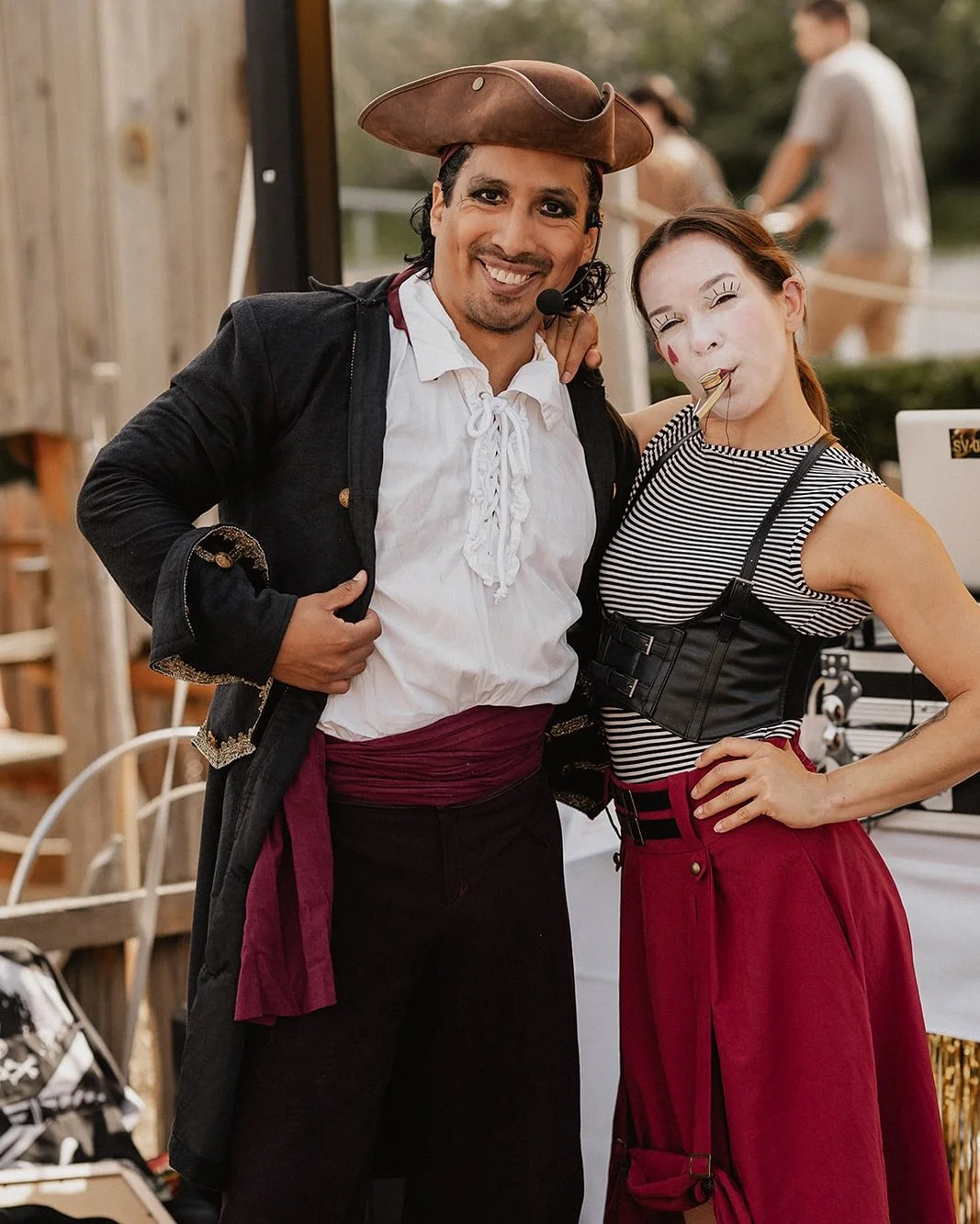 Energie! Magie! Kunst! Phantasie! ✨ Bei strahlendem Sonnenschein und warmer Herbstluft haben unsere fantastischen K&uuml;nstler den Pop-up-Markt am 22. September mit spr&uuml;hender Kreativit&auml;t verzaubert. Ein riesiges Dankesch&ouml;n an alle, d